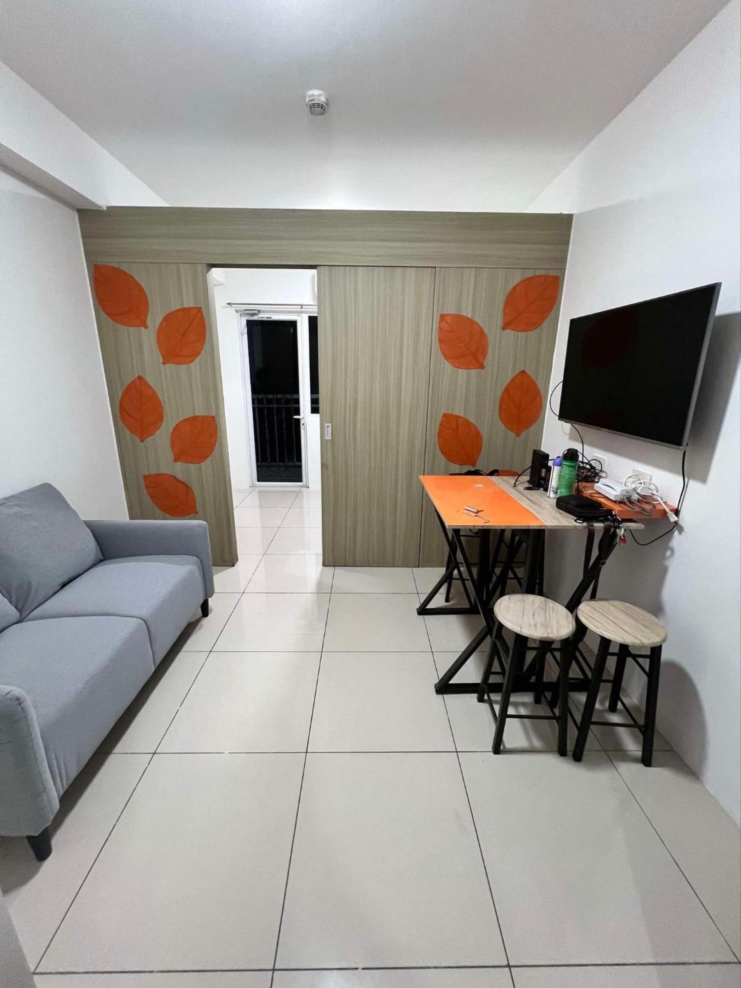 Affordable Staycation In Pasay-breeze Apartment Manila