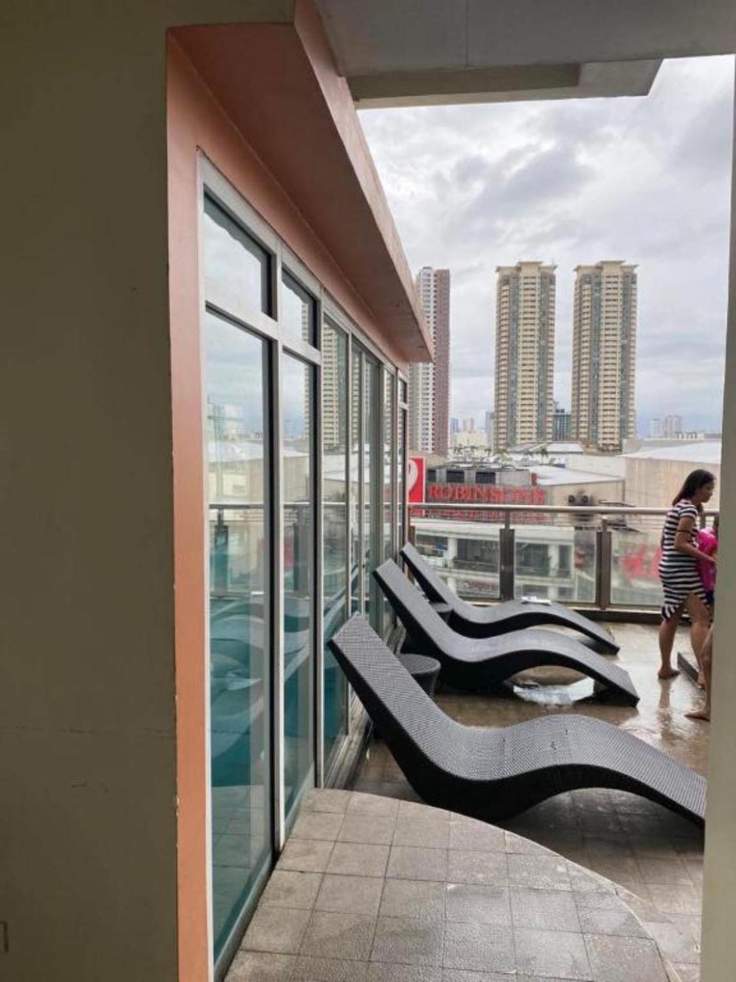 Hotel Book Now For Free Pool And Sauna Access Inside Prime Location Of Near Us Embassy, Naia, Makati, Bgc, Mall Of Asia, Chinatown. Immerse In Sea View Balcony For Limited Time Offer Month Click Here Now Manila