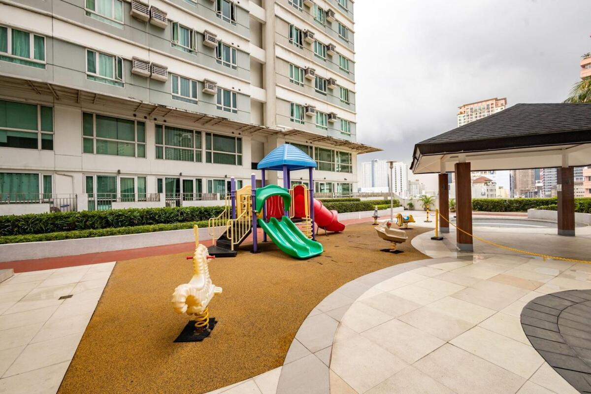 Makati Near Airport & Greenbelt Apartment *