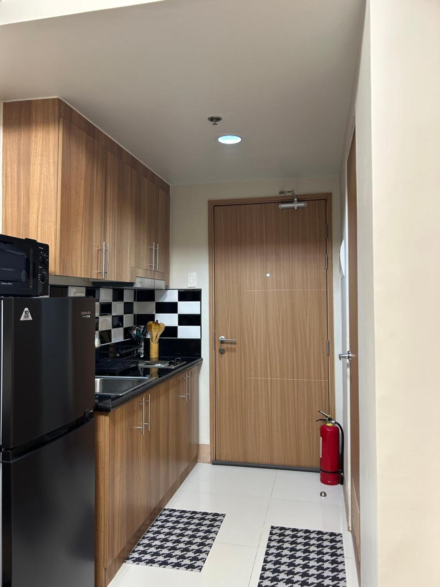 Jn Staycation At Shore 3 Mall Of Aparthotel