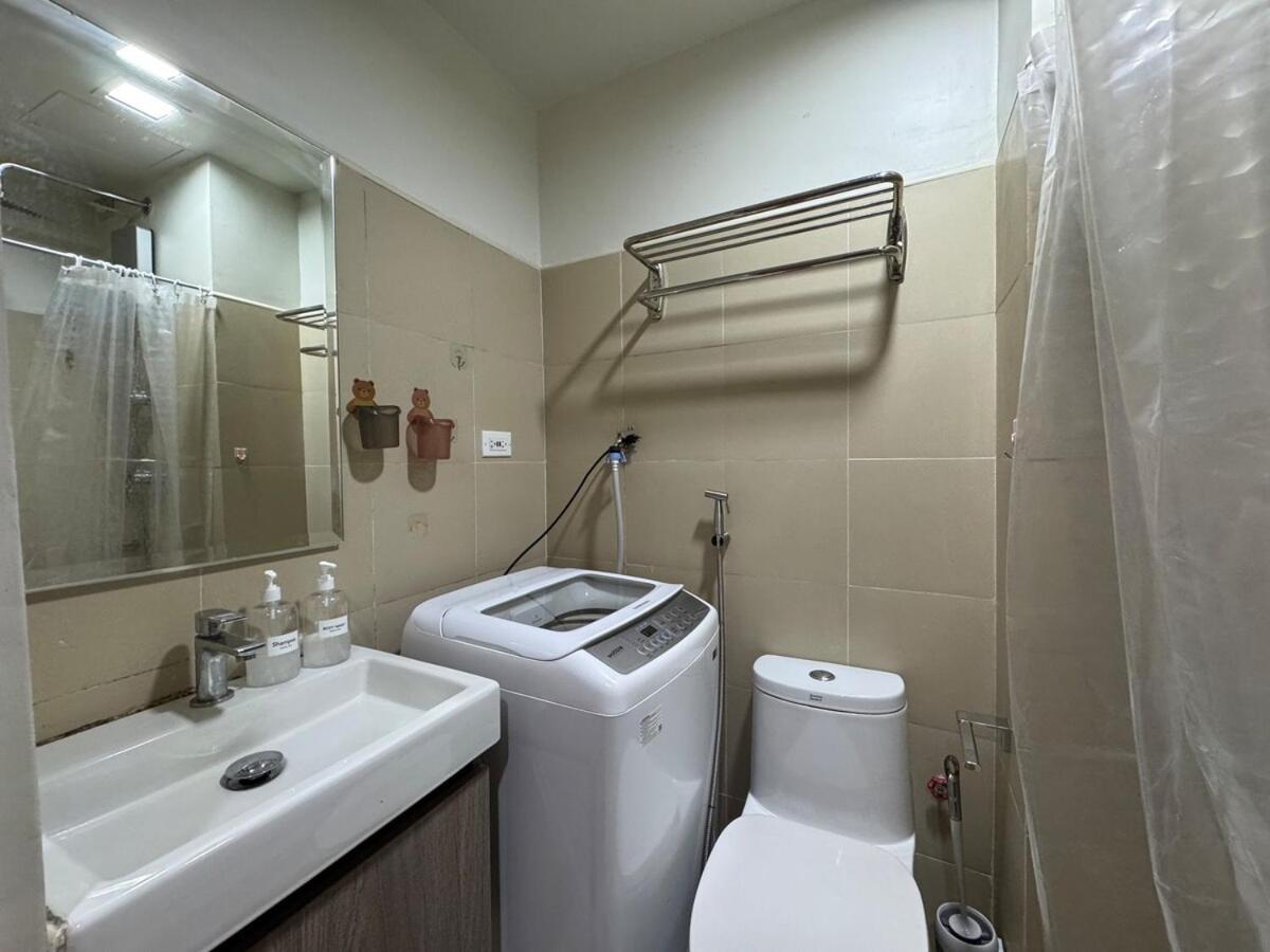 Shore 3 Residences In Front Of Sm Mall Of By Prime Apartment *