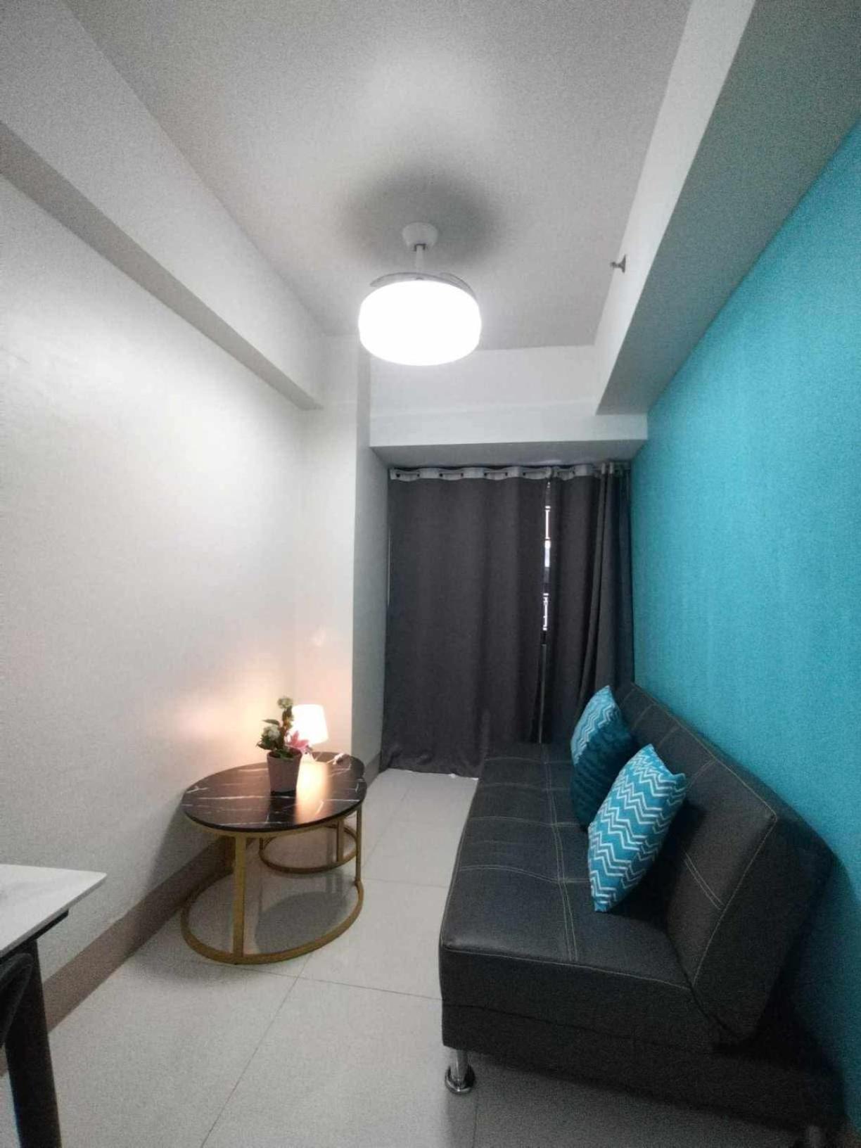 Shore 3 Residences In Front Of Sm Mall Of By Prime Apartment *