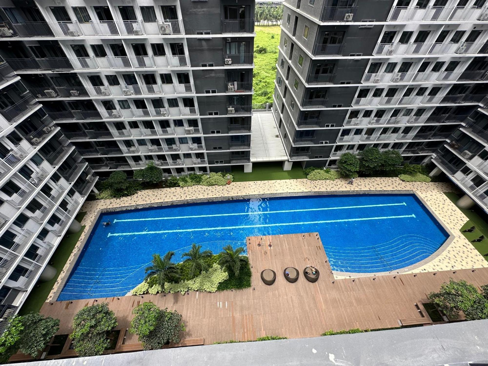 Apartment Shore 3 Residences In Front Of Sm Mall Of By Prime Manila