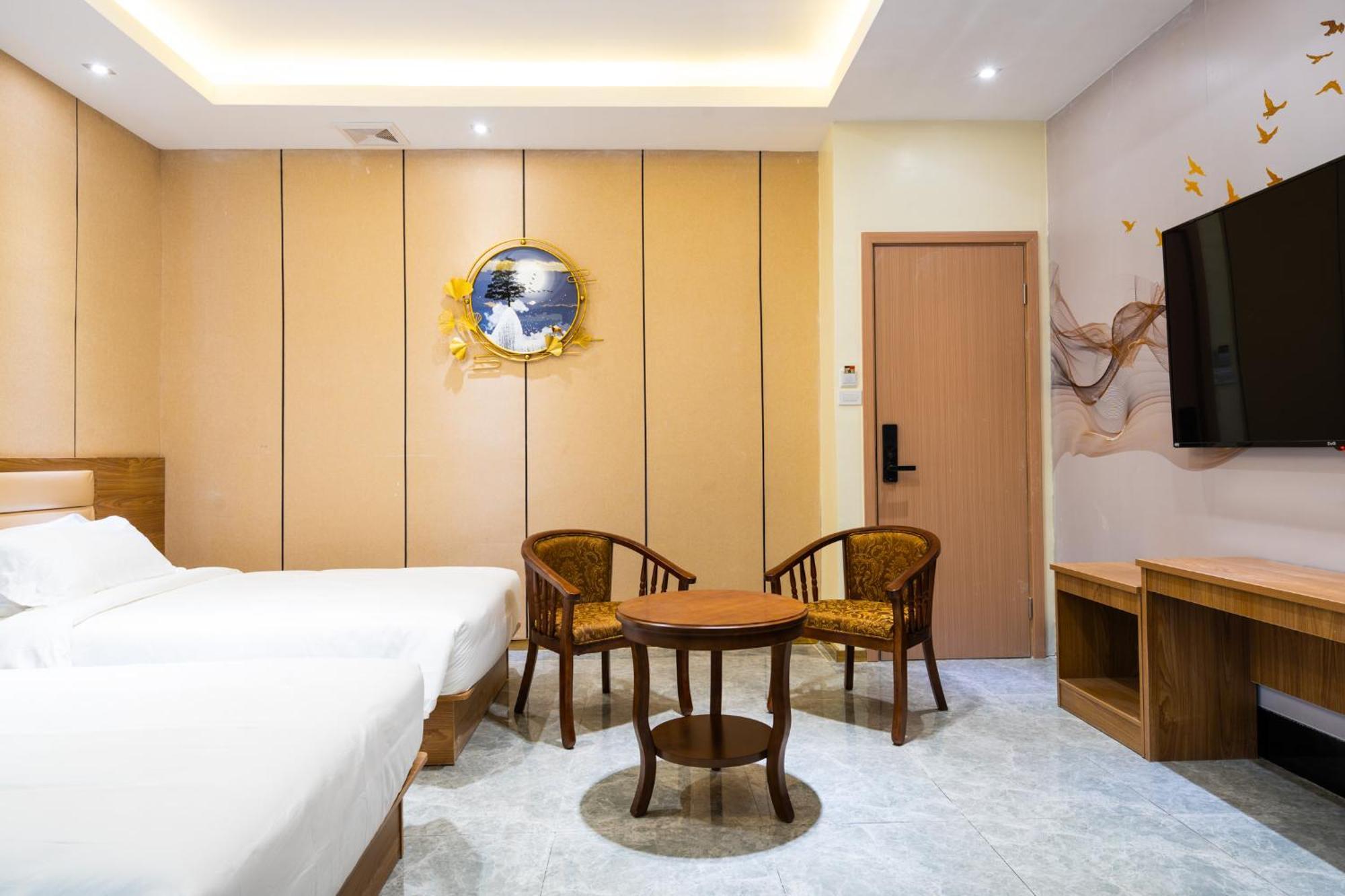 Hotel Me Manila