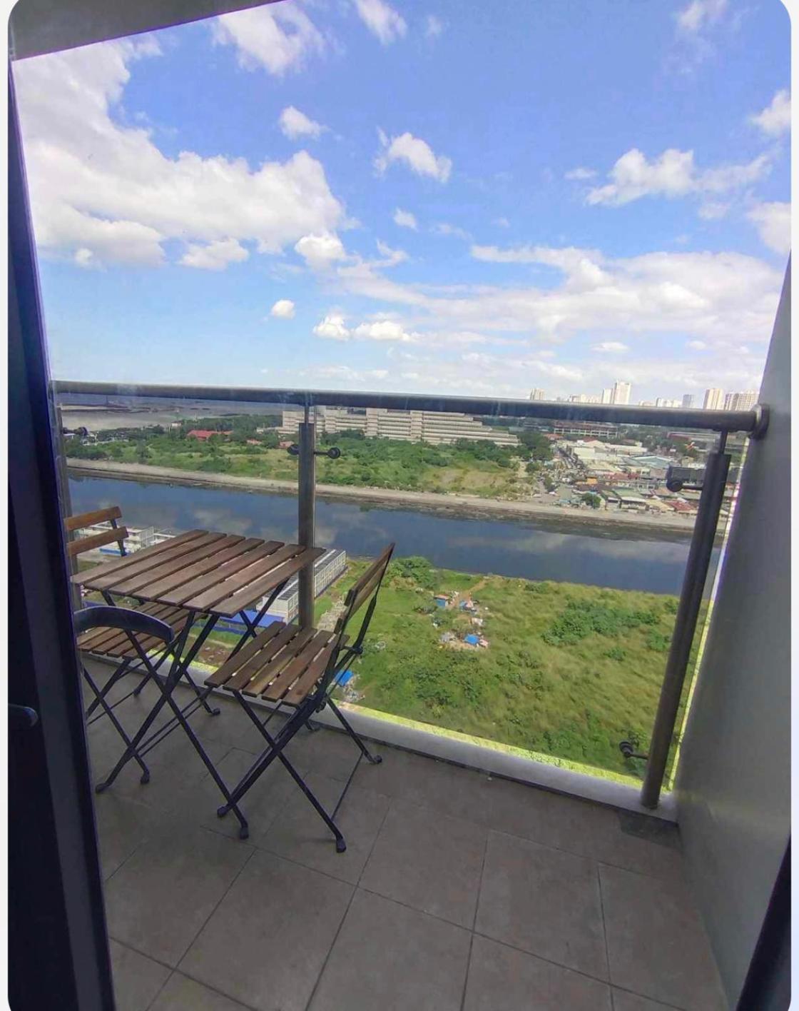 Condotel-shore 2 Residences Moa *