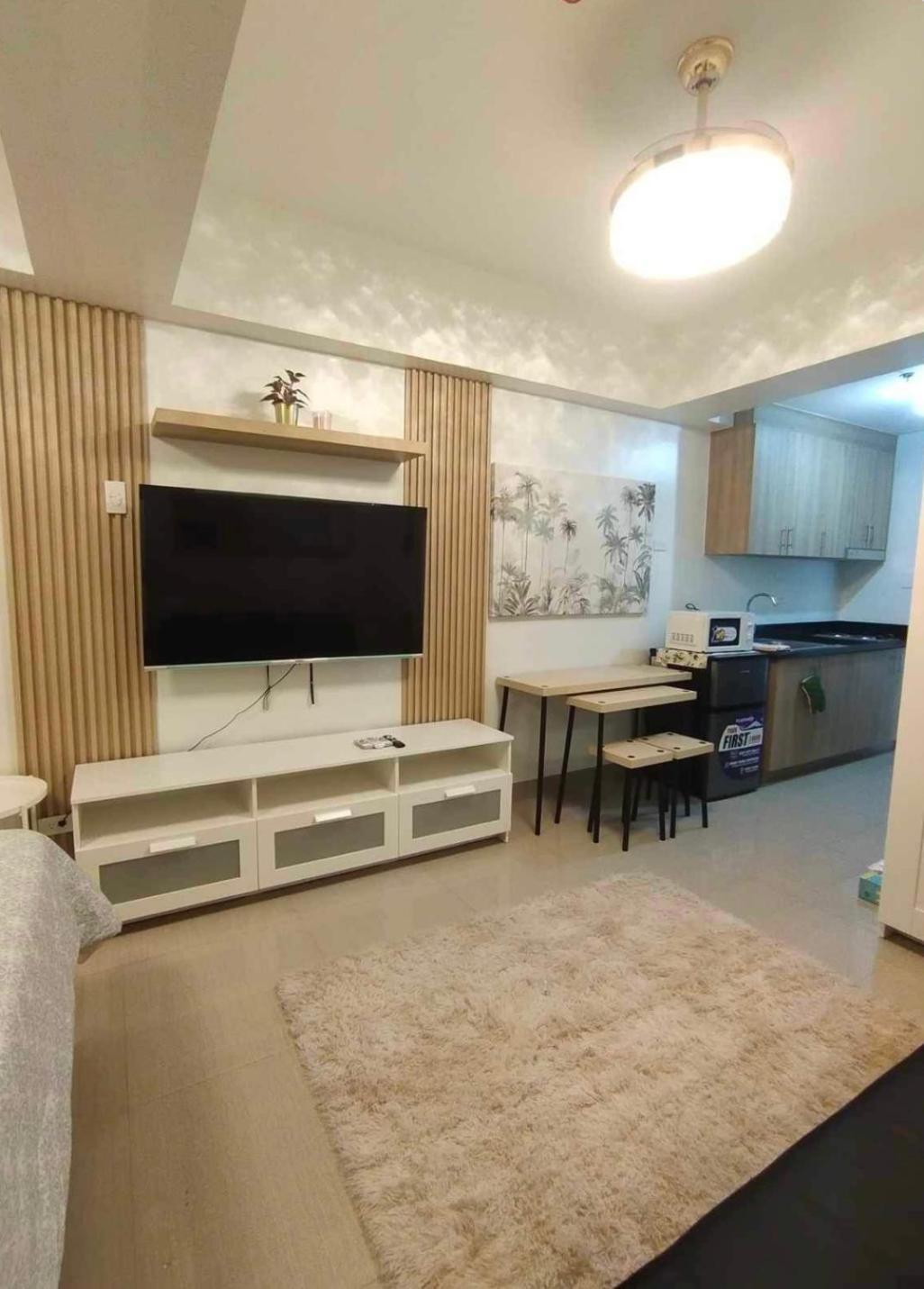 Condotel-shore 2 Residences Moa Hotel Manila