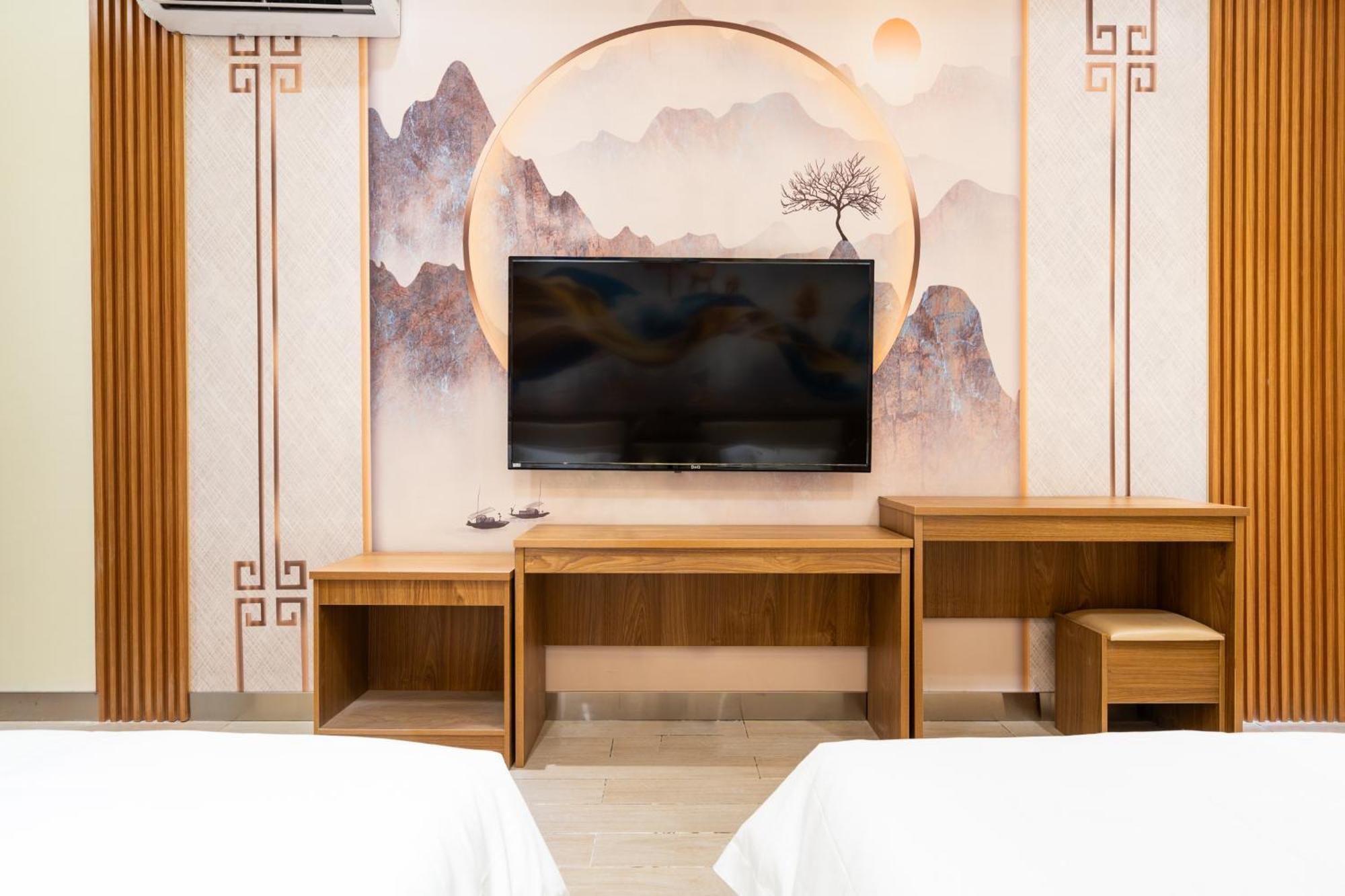 Hotel Me 3*