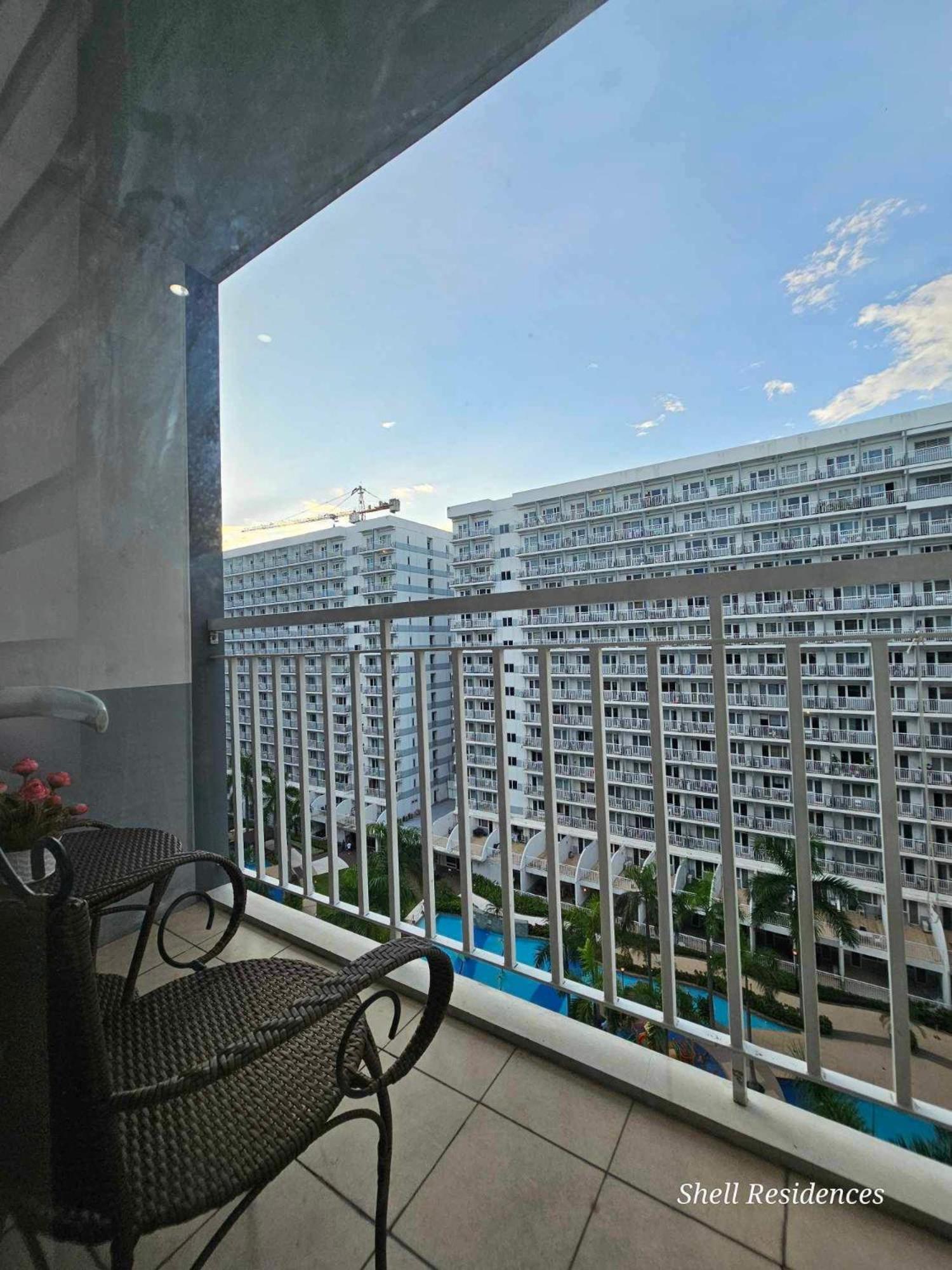 Cozy Staycation At Shell Residences Aparthotel Manila