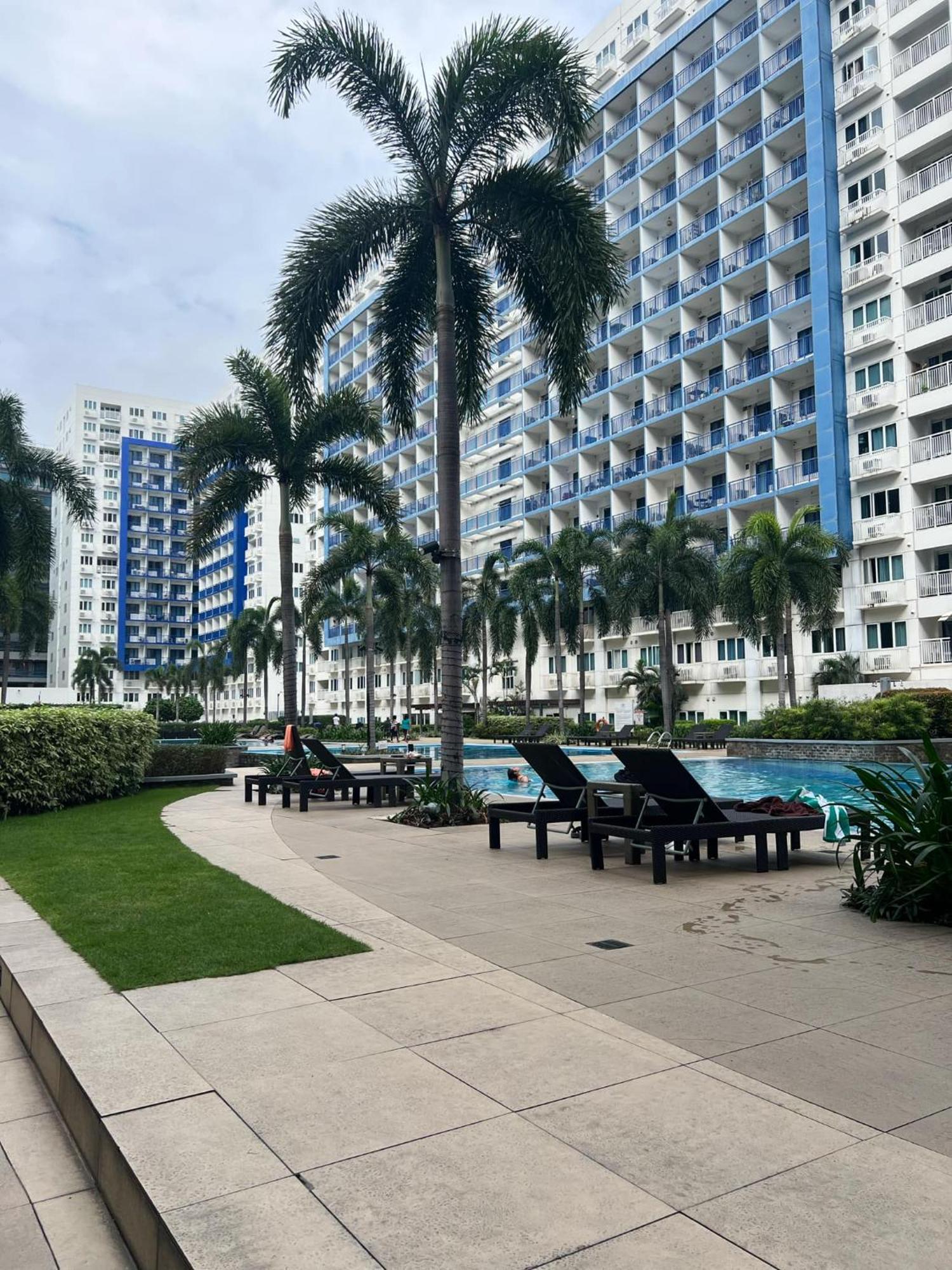 Mnm Place Manila