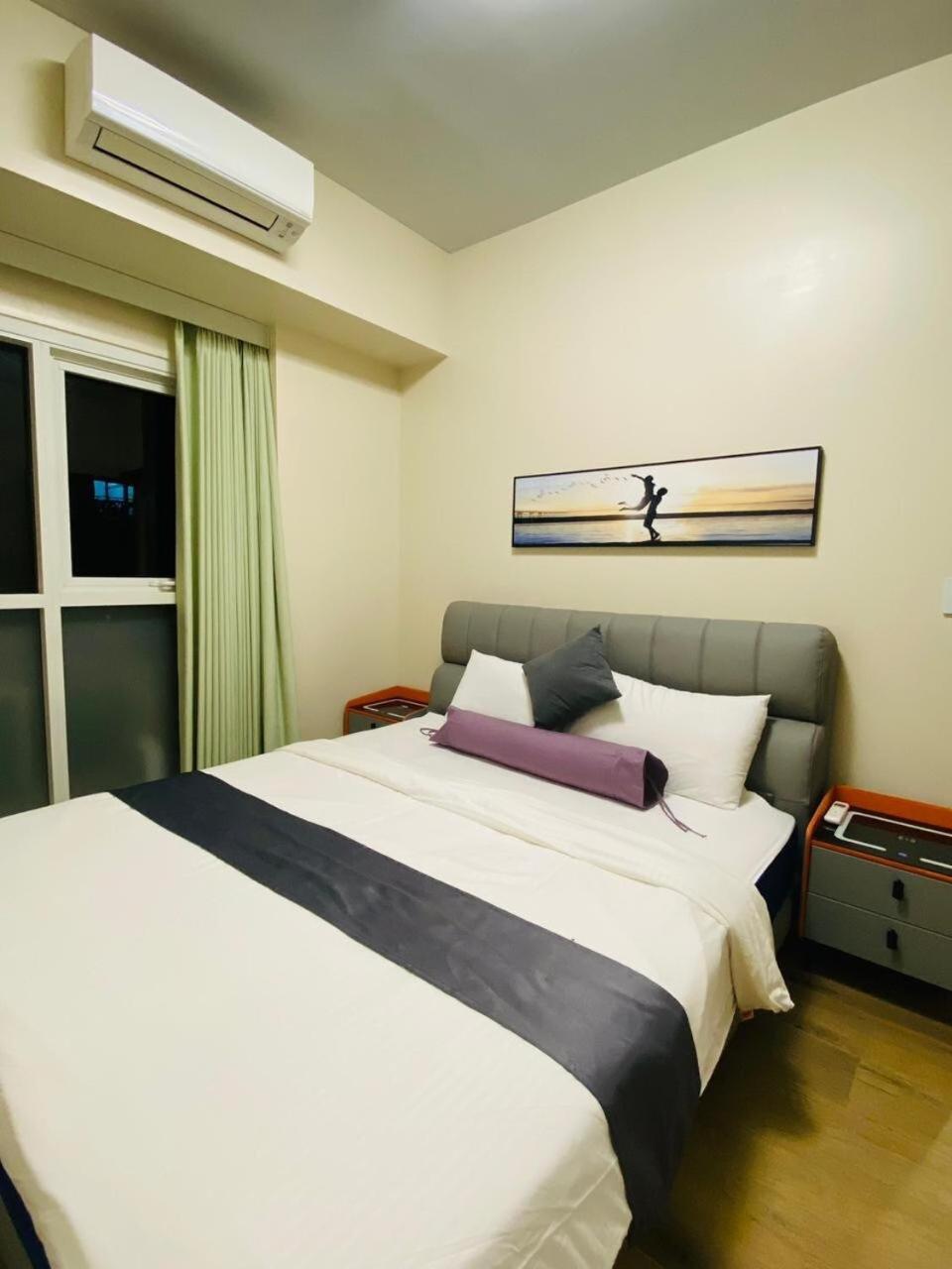 Savvy Combined 6br Near Okada Apartment Manila
