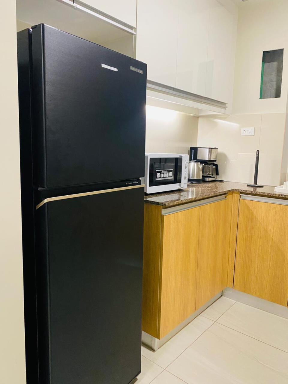 Apartment Savvy Combined 6br Near Okada