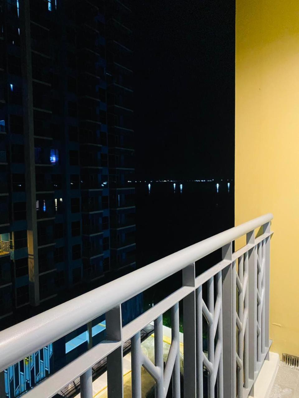 Apartment Savvy Combined 6br Near Okada