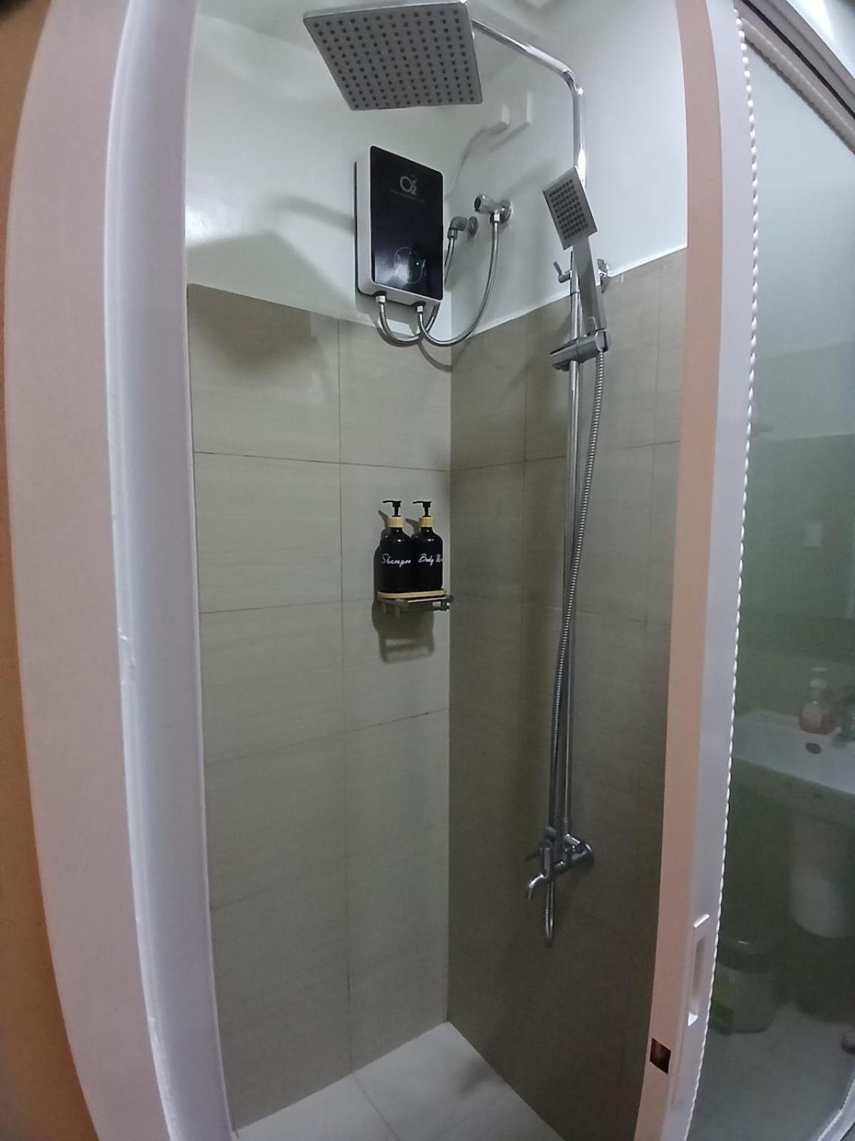 Aparthotel Shore2 Haven - Chic Condotel Near Mall Of
