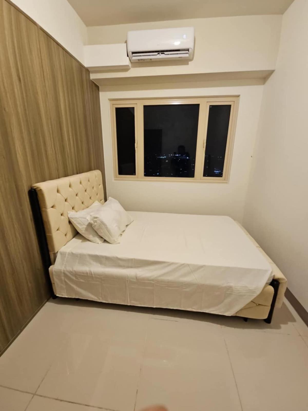Apartment Next Door 3