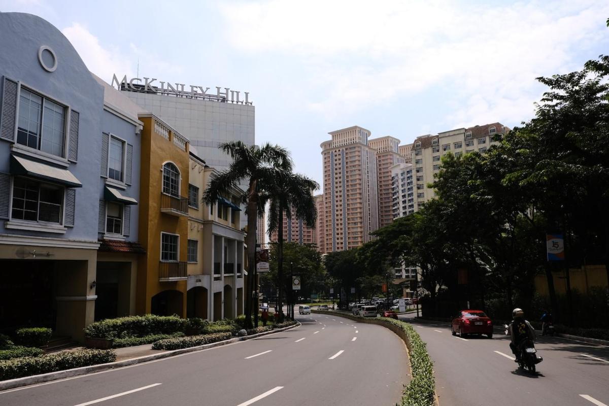 Cozy At Venice Luxury Bgc * Manila