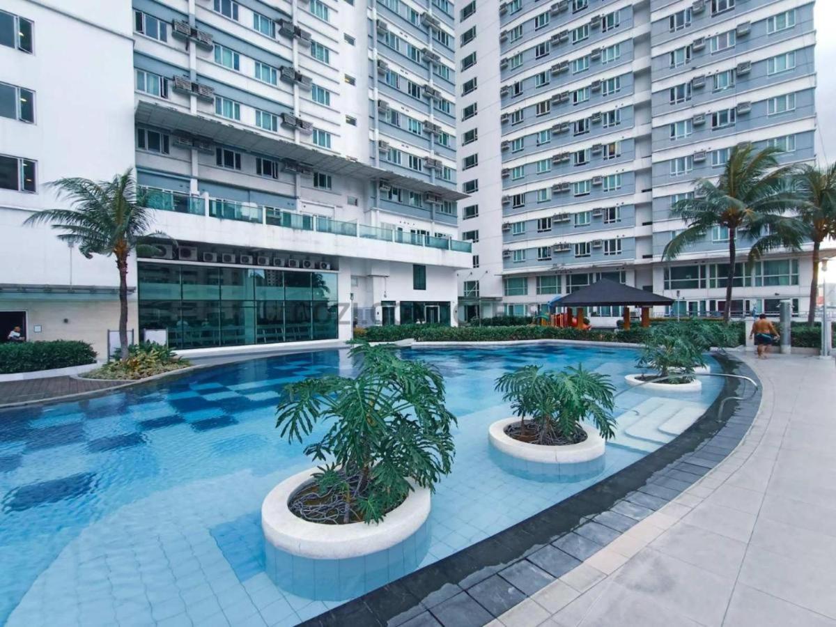 1 Bedroom With Living Condotel The Beacon Makati Manila