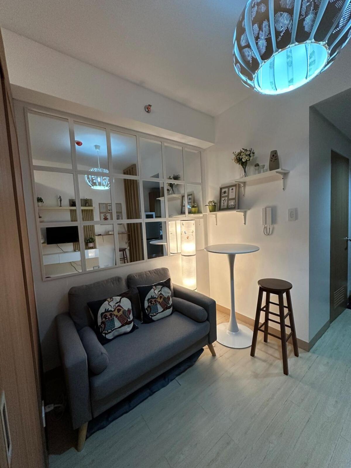 Apartment 1br Ayala Makati At Lush Residences