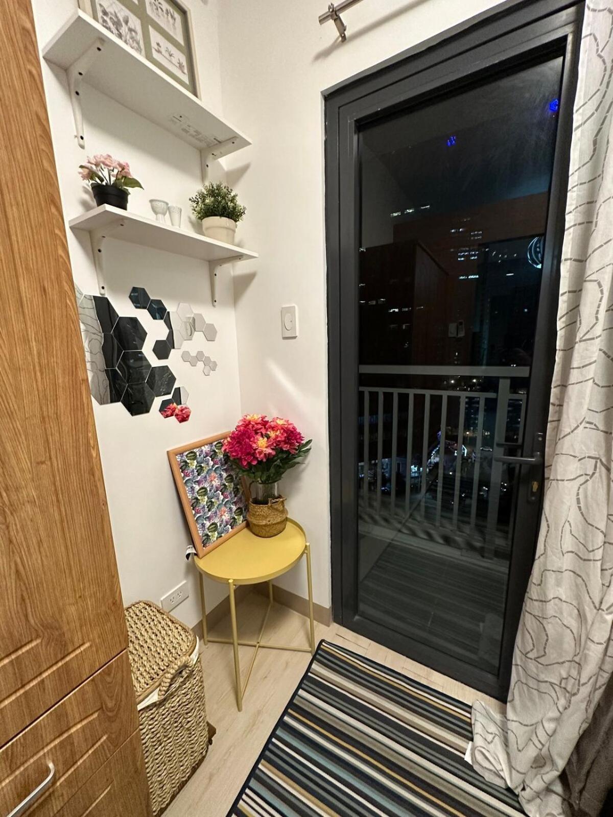 1br Ayala Makati At Lush Residences Apartment Manila