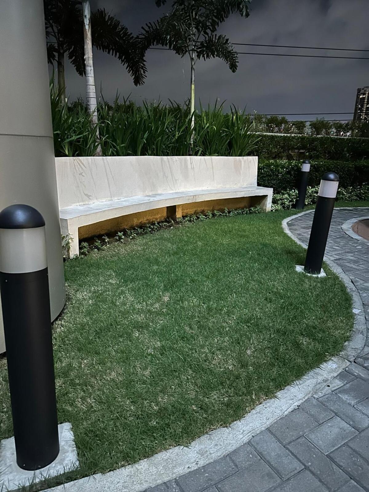 Apartment 1br Ayala Makati At Lush Residences Manila