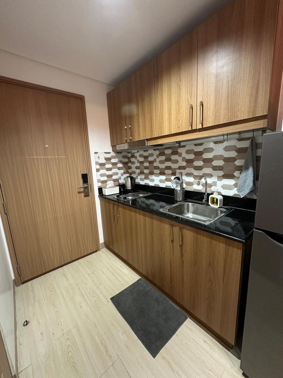 Apartment 1br Ayala Makati At Lush Residences