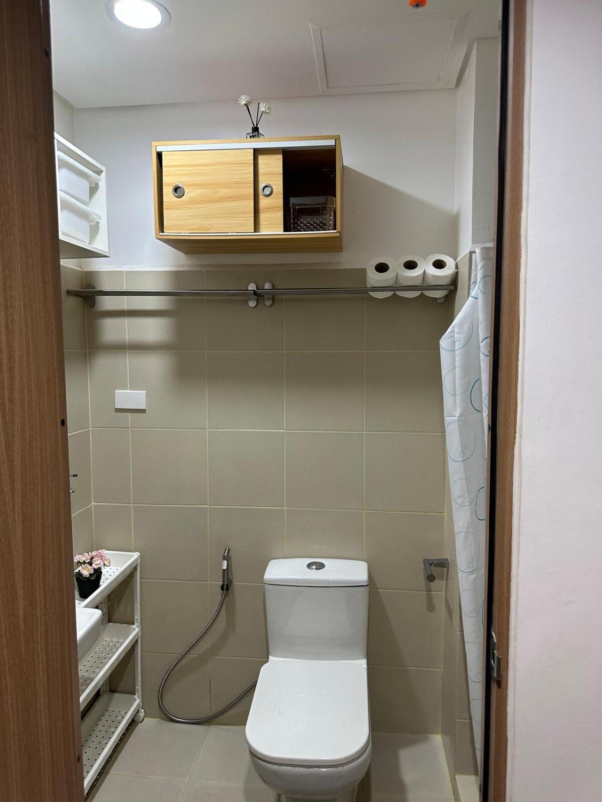 1br Ayala Makati At Lush Residences * Manila