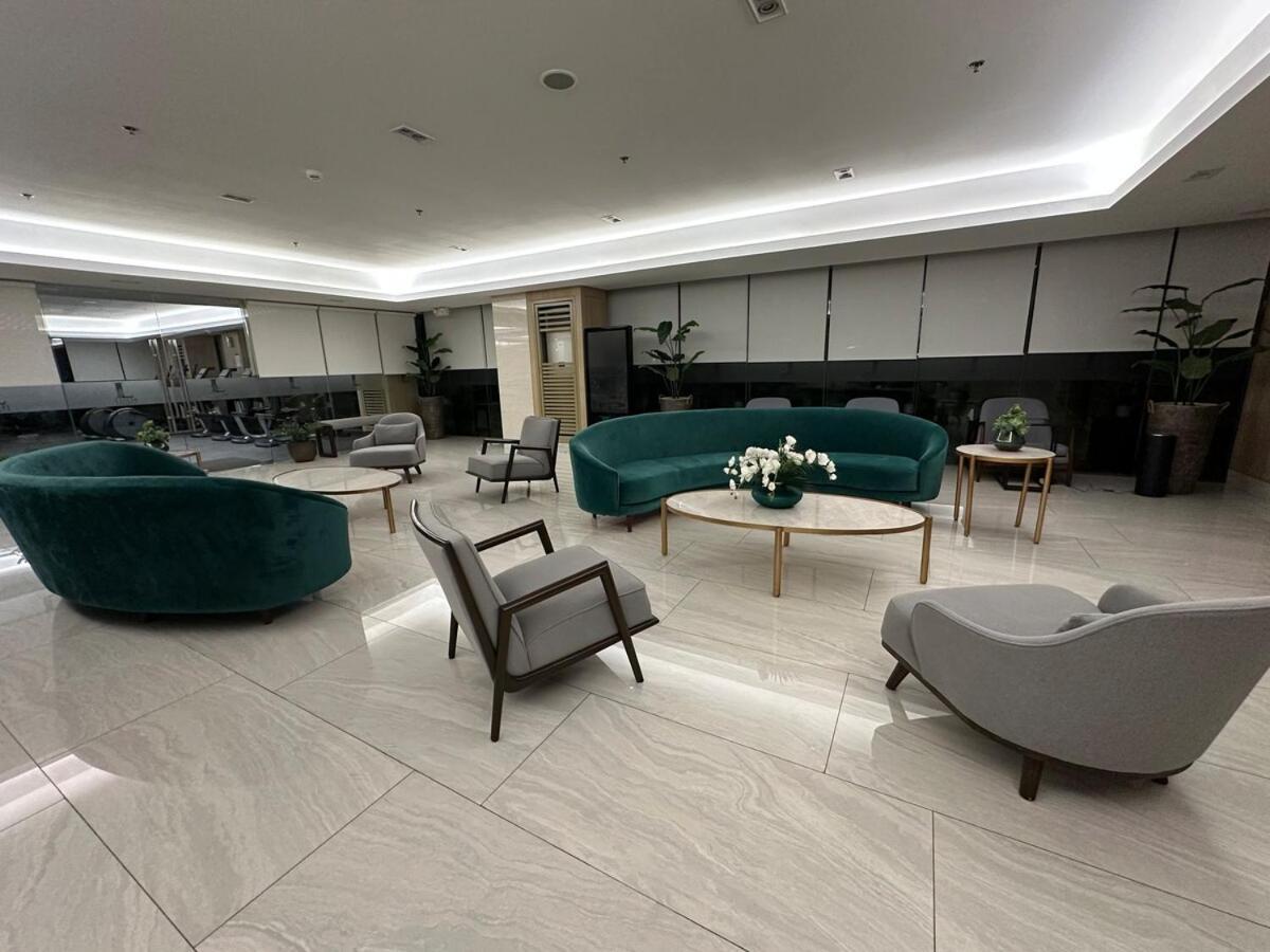 Apartment 1br Ayala Makati At Lush Residences *