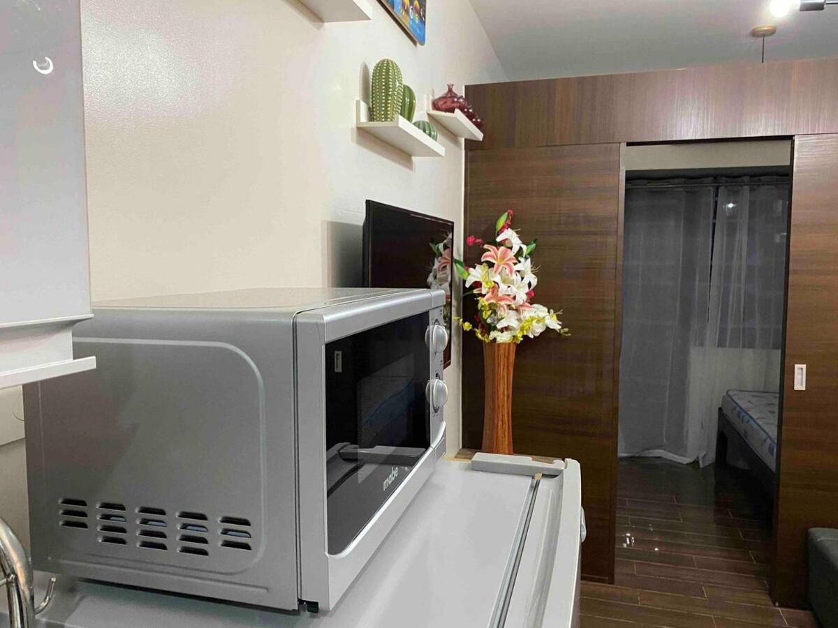 Apartment Cosmo Nest Air Skyline One Br Makati 2270 Gym Swim Park 300 Mbps Manila