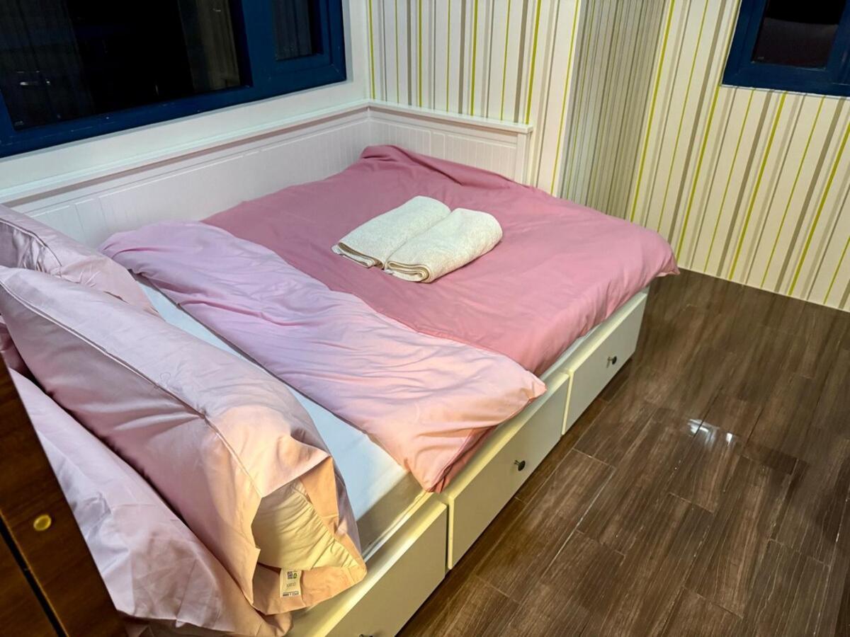 3 Bedroom Air Pool Perfect Gym Swim 300 Mbps * Manila