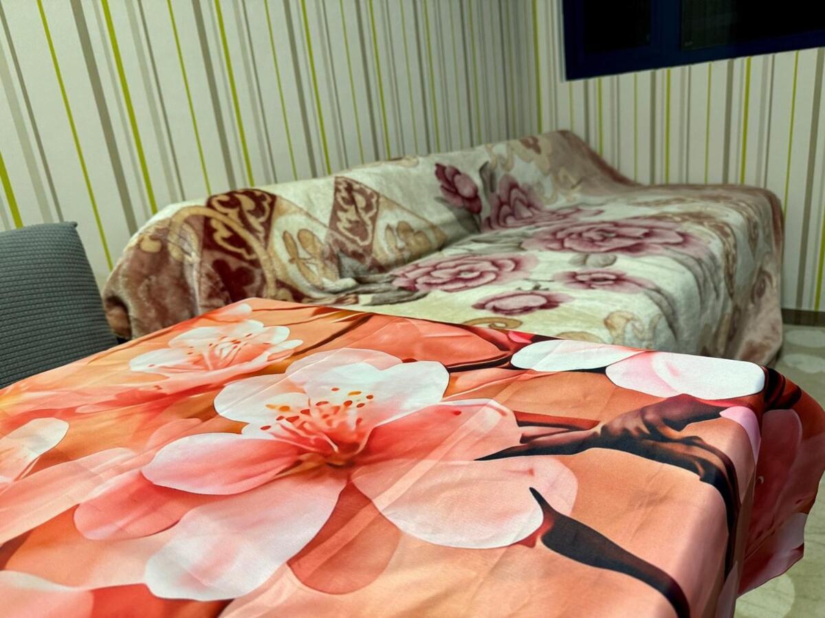 3 Bedroom Air Pool Perfect Gym Swim 300 Mbps Apartment Manila