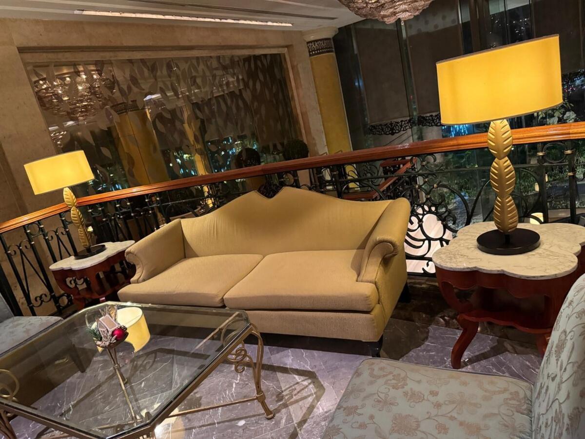 Apartment 3 Bedroom Air Pool Perfect Gym Swim 300 Mbps Manila