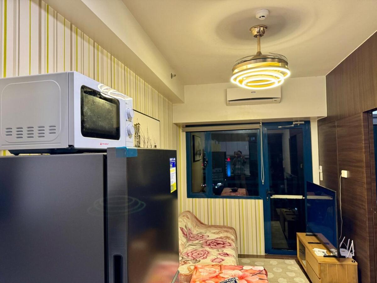 Apartment 3 Bedroom Air Pool Perfect Gym Swim 300 Mbps *