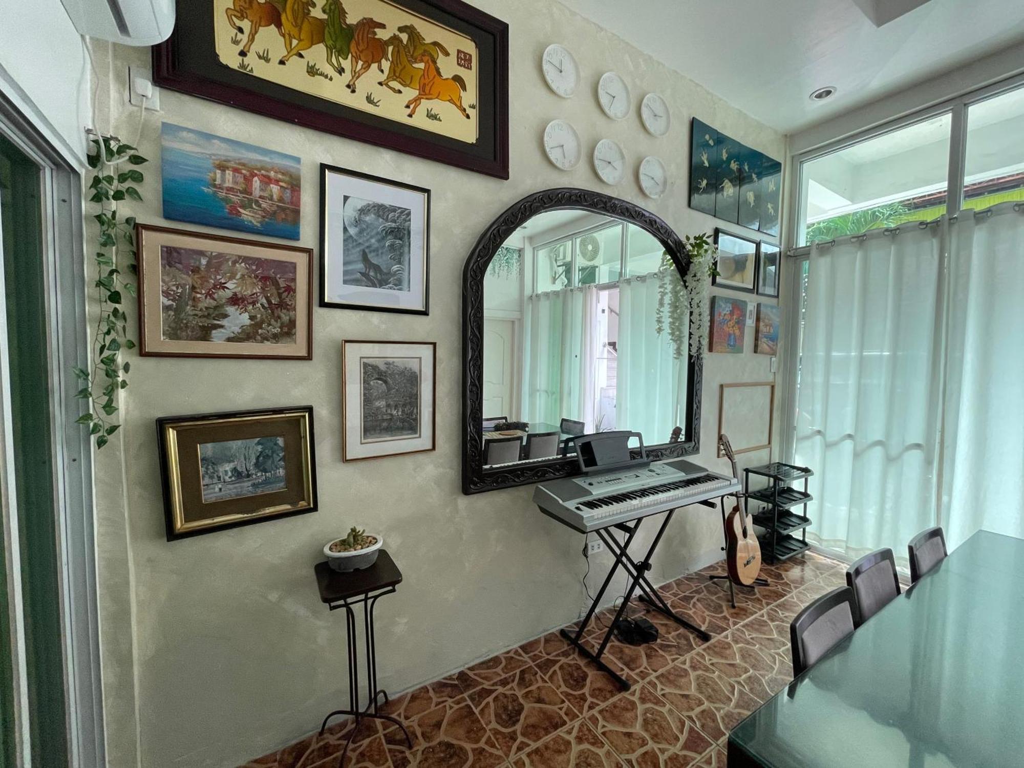 1-br Spacious Lofted Near Bgc Taguig *