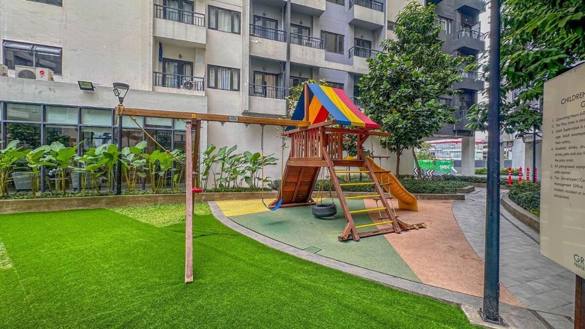 Stylish Luxe 1 Bedroom Near Naia - Free High Speed Wifi Apartment