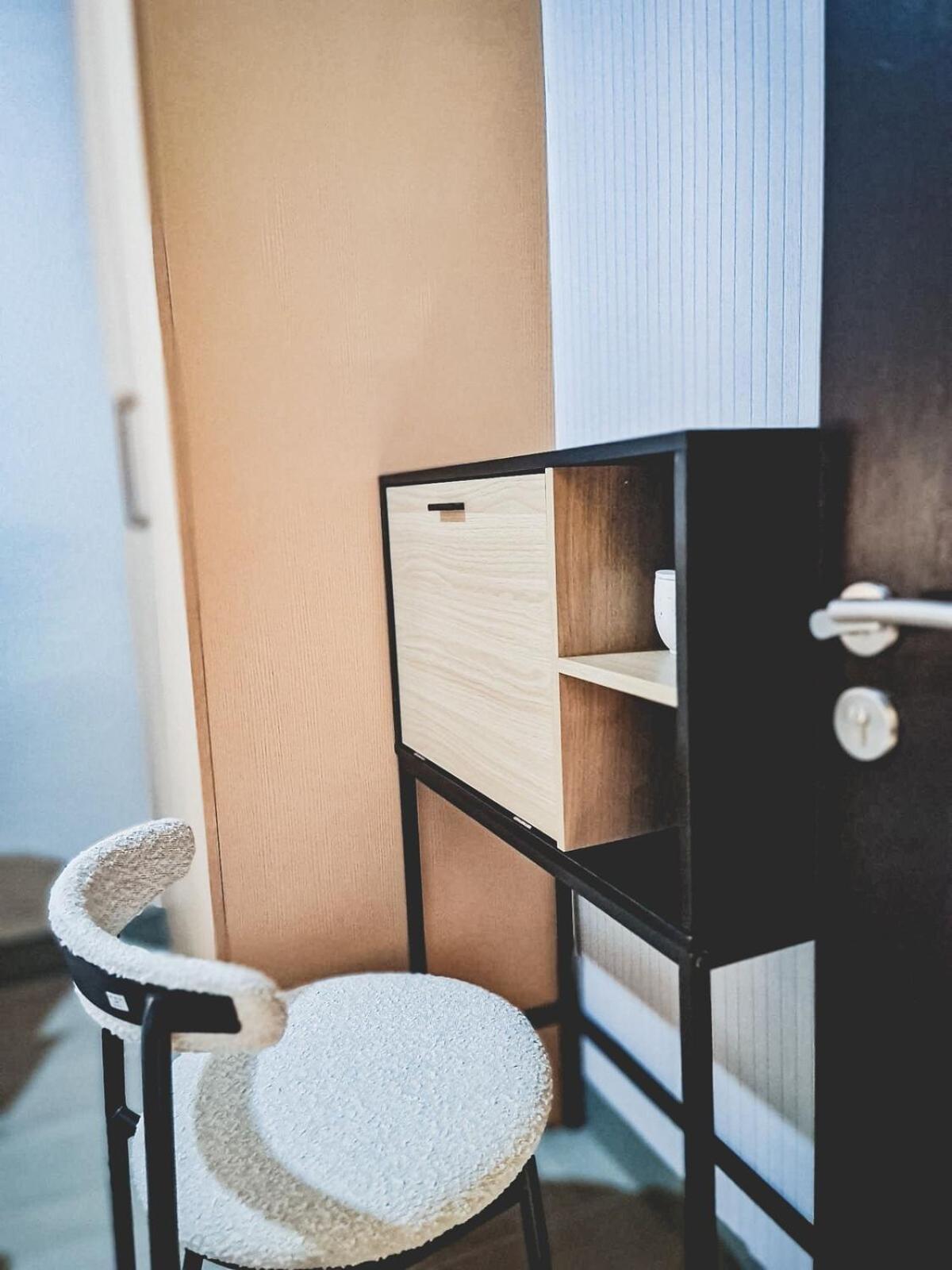 Luxestaysmnl Cozy Japandi Netflx Pool 400mbps Apartment *