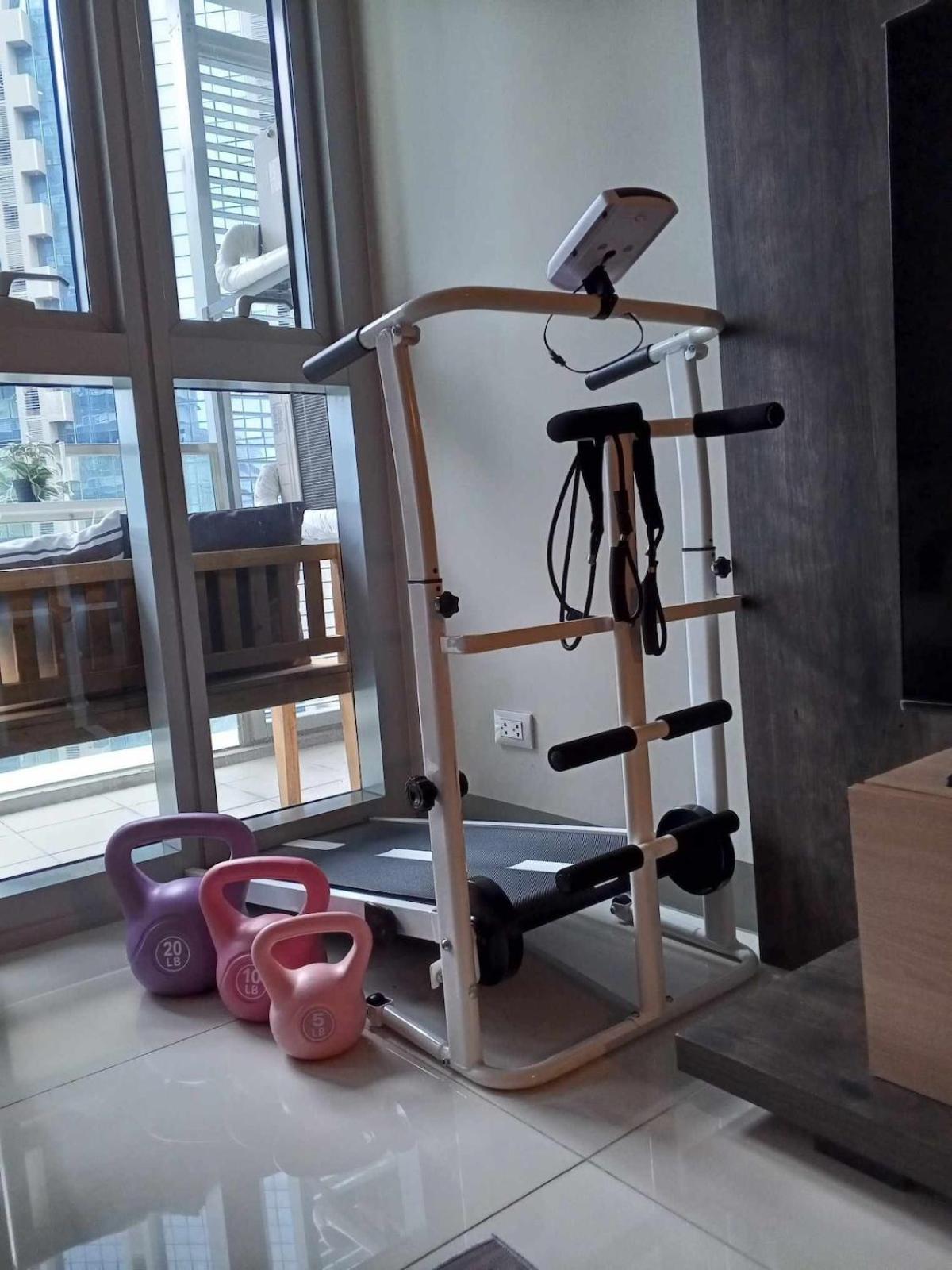 Luxestaysmnl Cozy Japandi Netflx Pool 400mbps Apartment *
