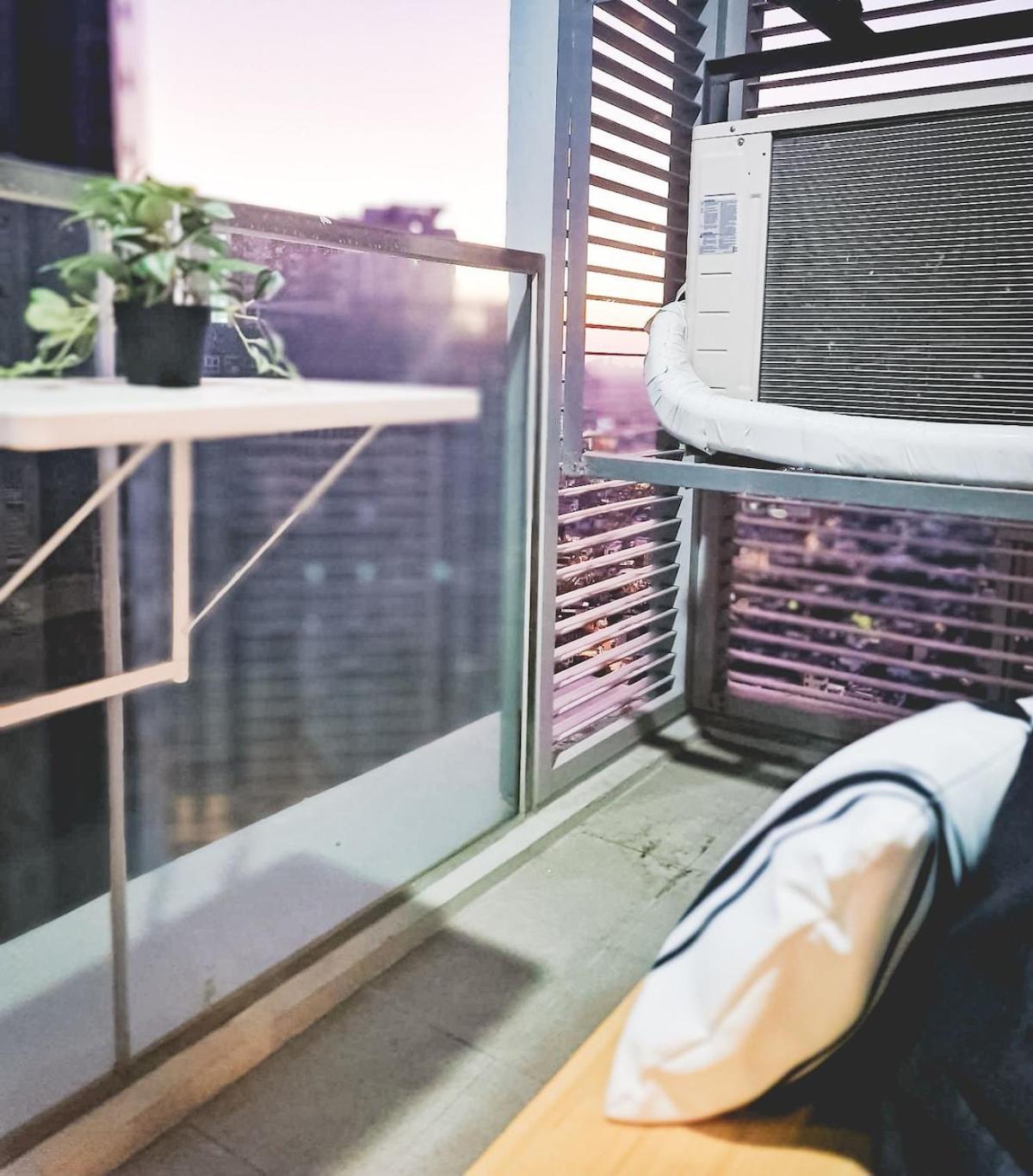 Apartment Luxestaysmnl Cozy Japandi Netflx Pool 400mbps Manila