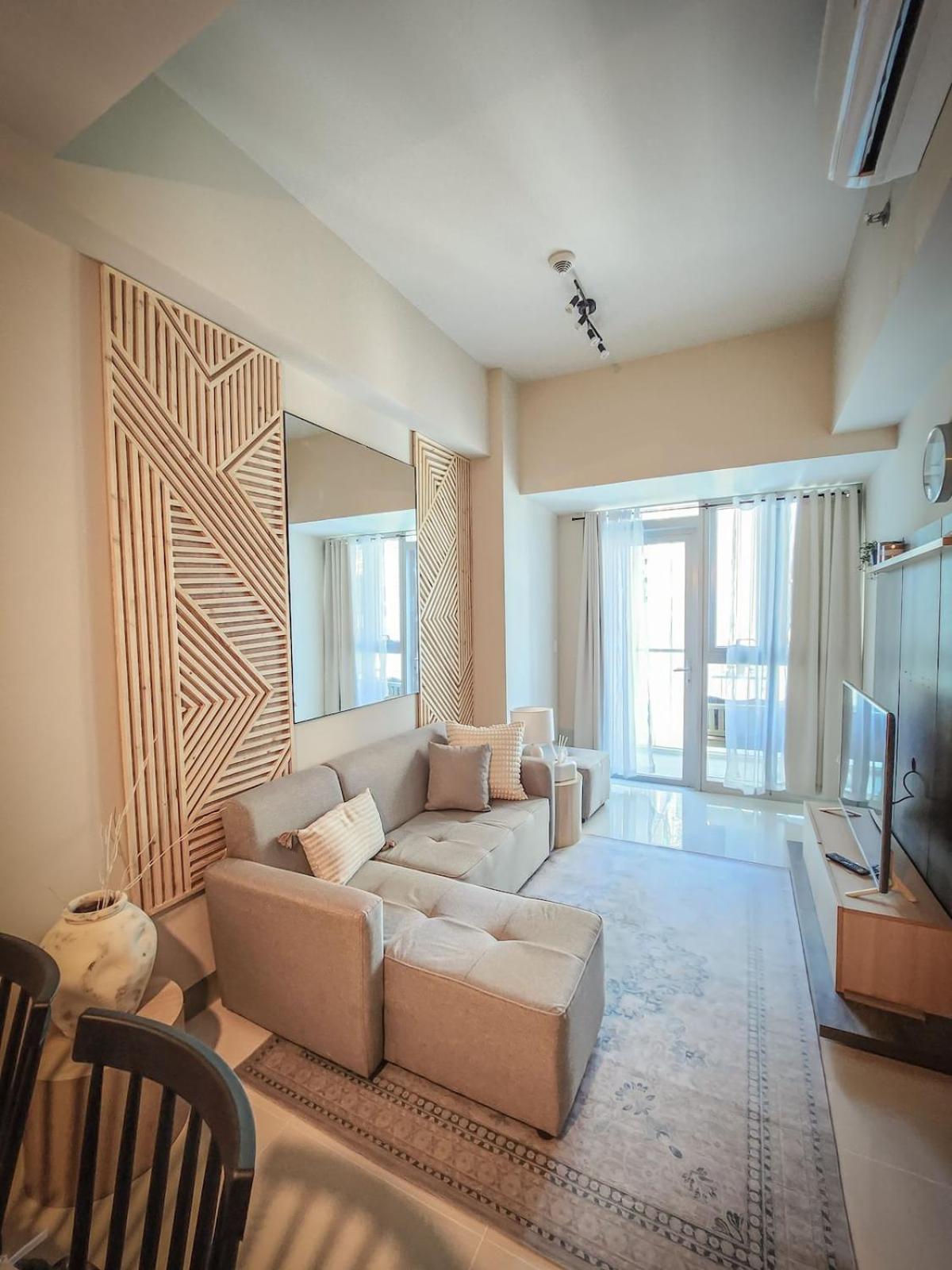 Luxestaysmnl Cozy Japandi Netflx Pool 400mbps Manila