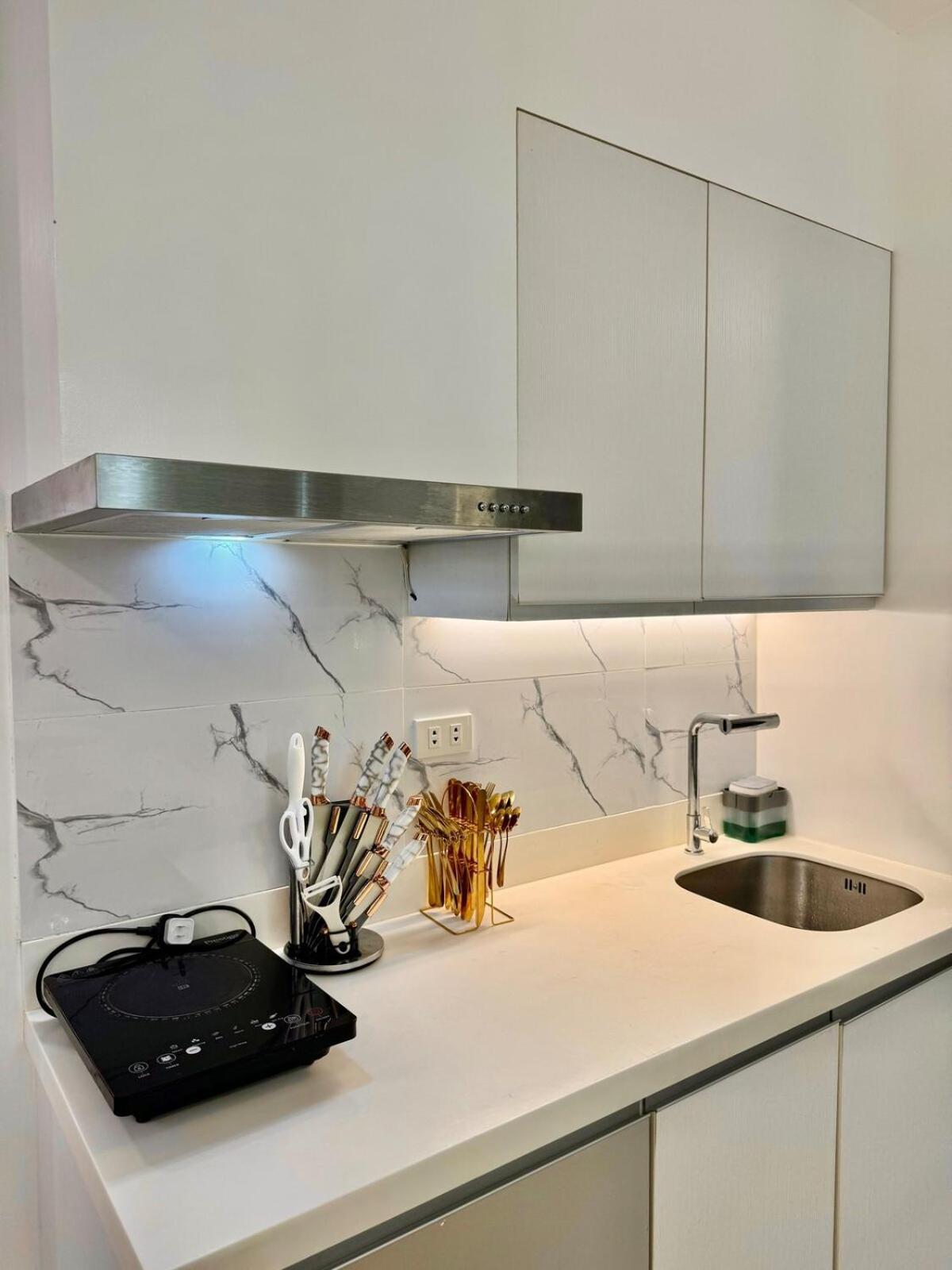 Azure Paranaque, 1br Bahamas 19th Floor Apartment