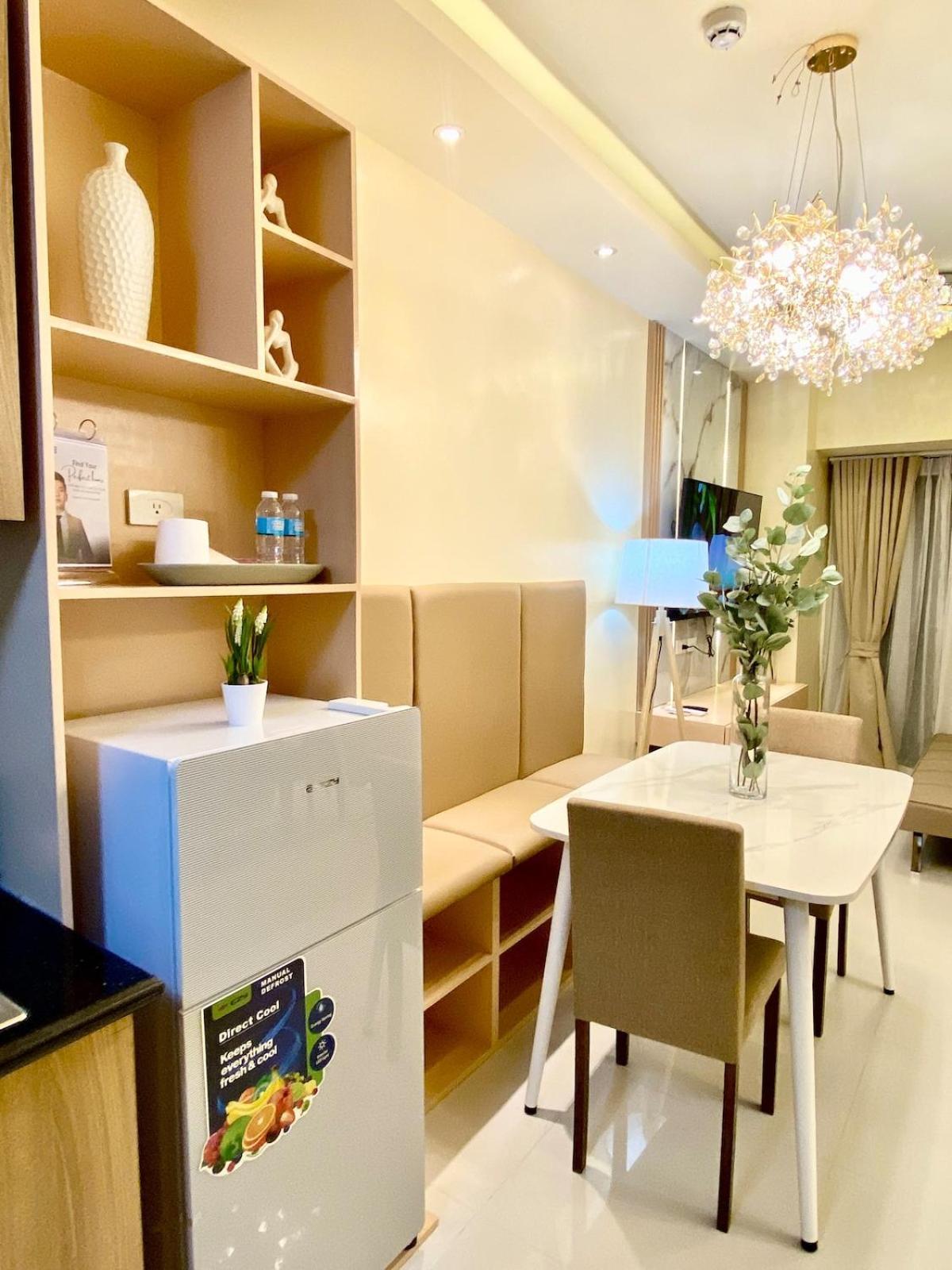 Apartment The Lumaire By Crib2go Manila