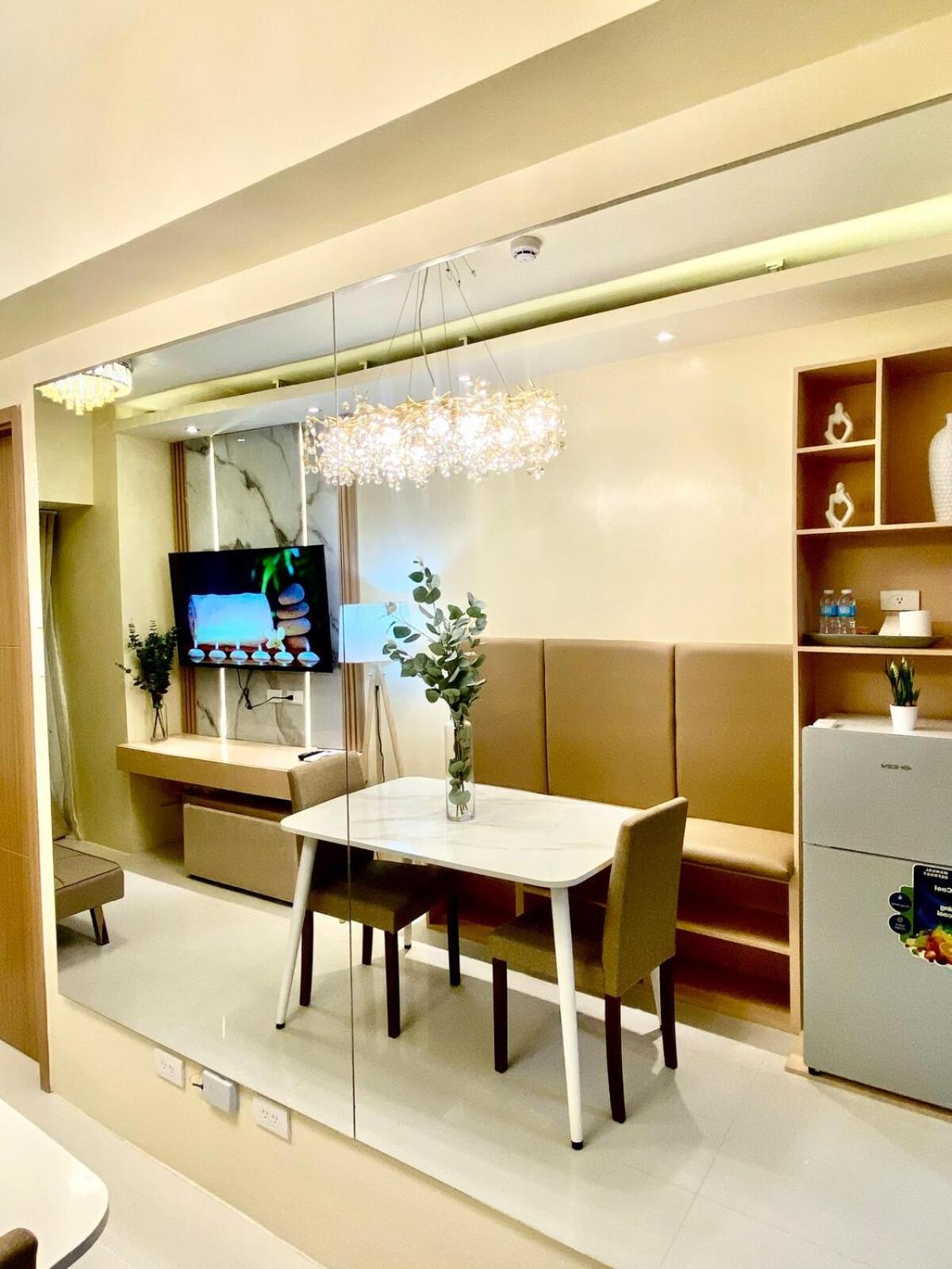 The Lumaire By Crib2go Apartment