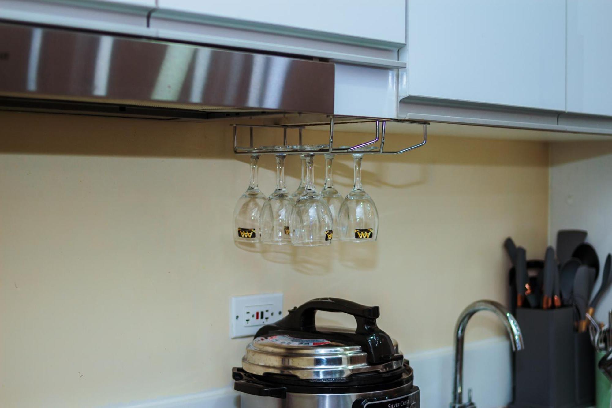 Apartment 2 Bedroom Air Makati Penthouse Swimgym 300netflix 5249 *