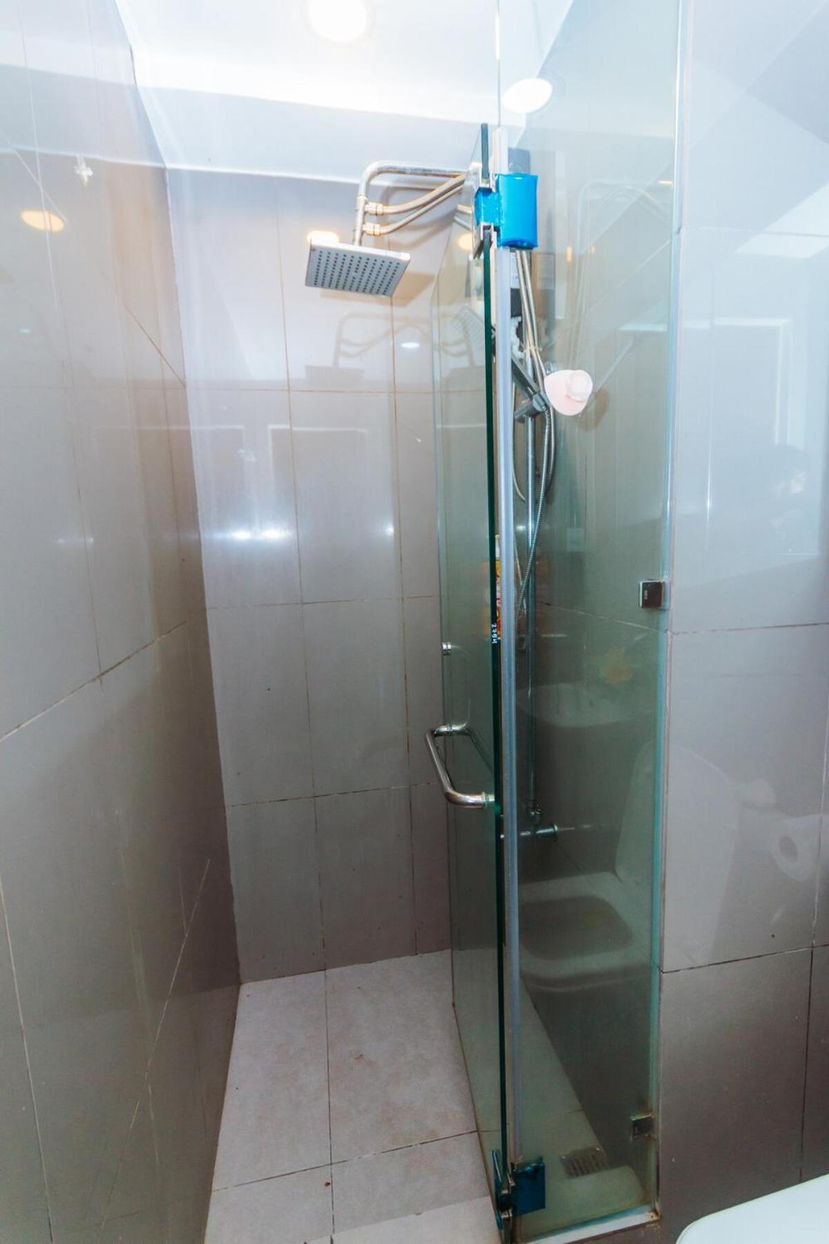 Apartment 2 Bedroom Air Makati Penthouse Swimgym 300netflix 5249