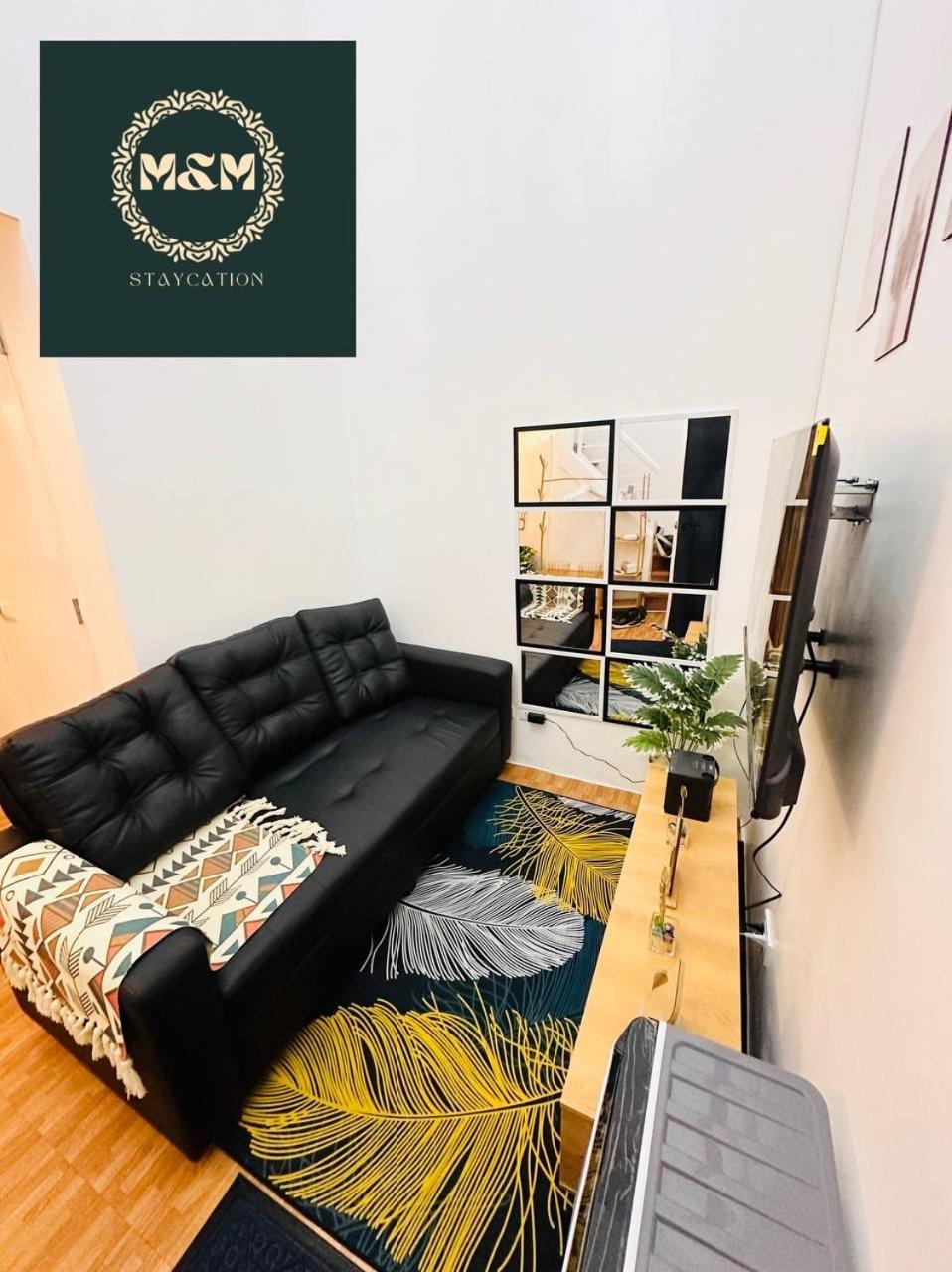 Aparthotel 2 Bedroom And Bathroom Staycation In Near Boni Mrt With Wifi And Karaoke And Pool *