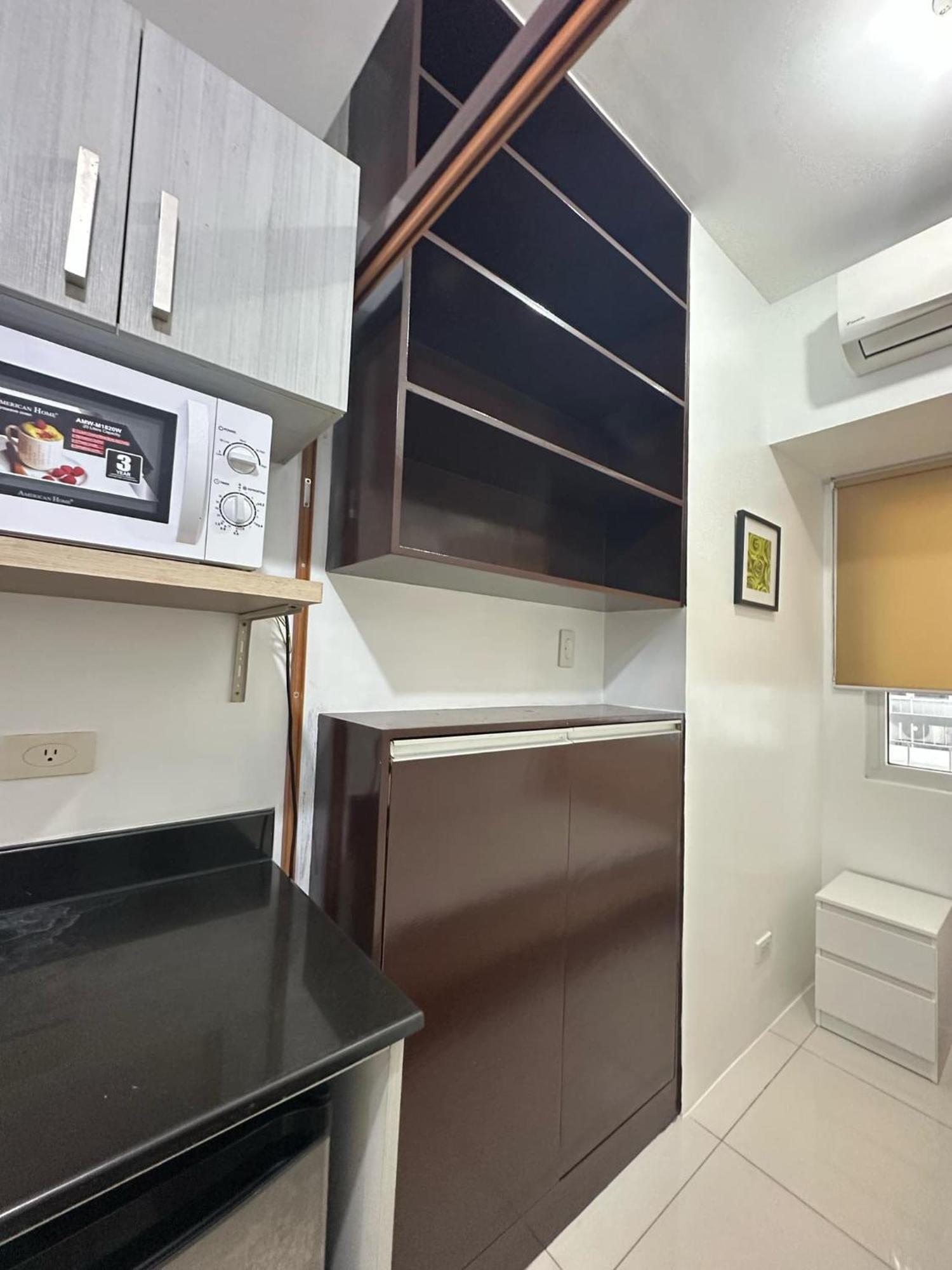 Unit In Green Residences Taft Next To De La Salle University