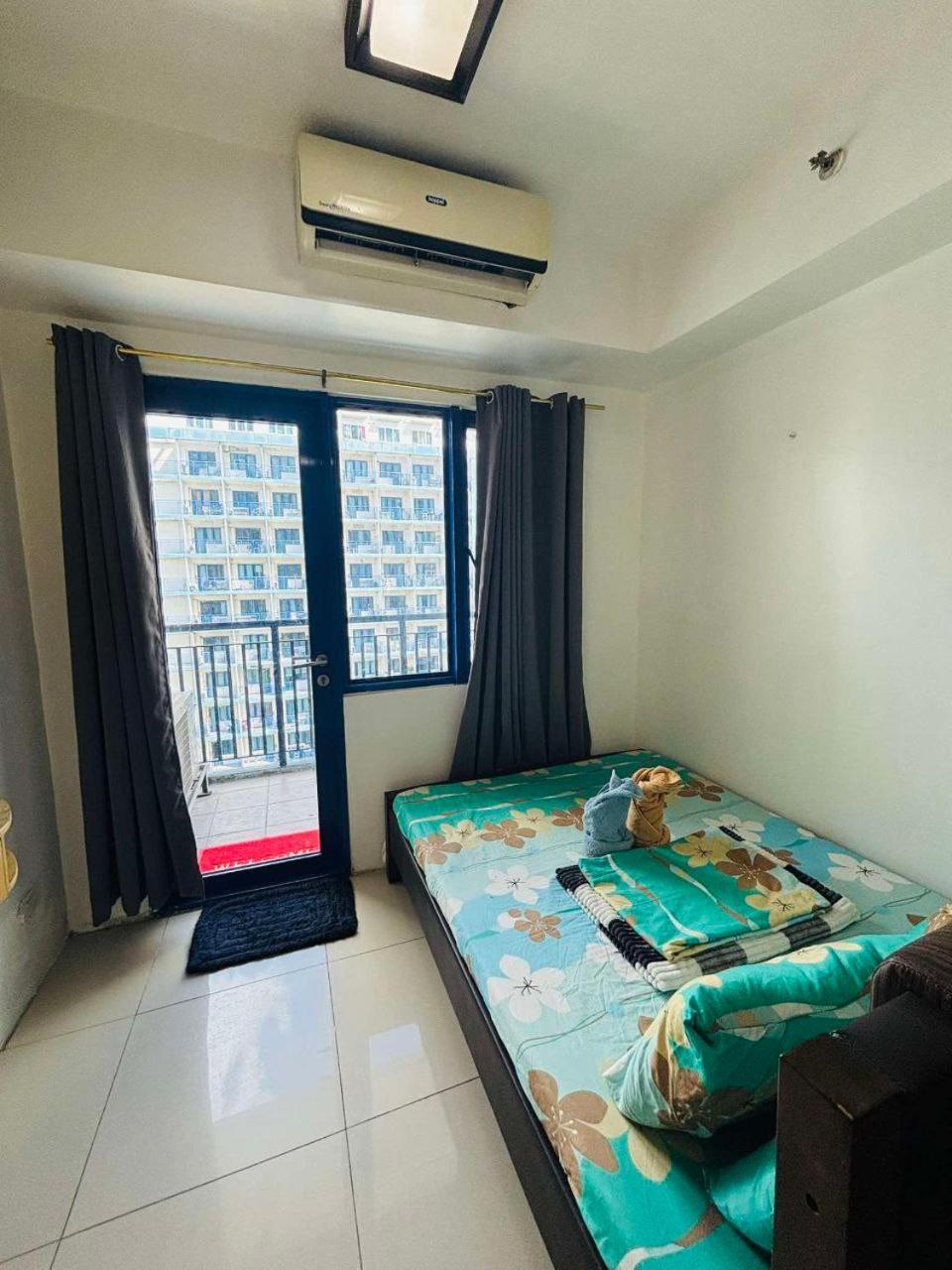 Apartment Sea By Lyzel Flores Manila