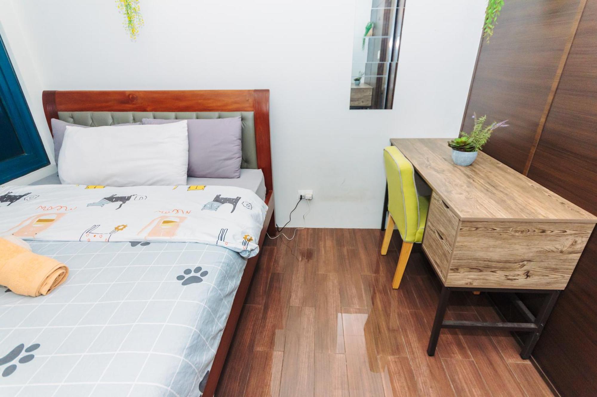 Urban Charm Cozy Meet 60 Air Swim Gym Park 300mb * Manila