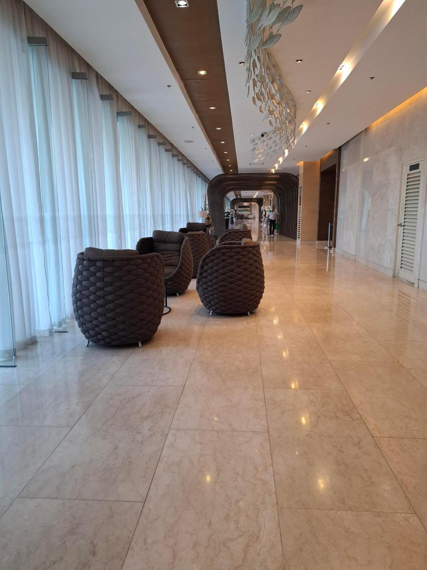 Shore 1 & 3 Residences Moa 1br With Balcony By Darpm *