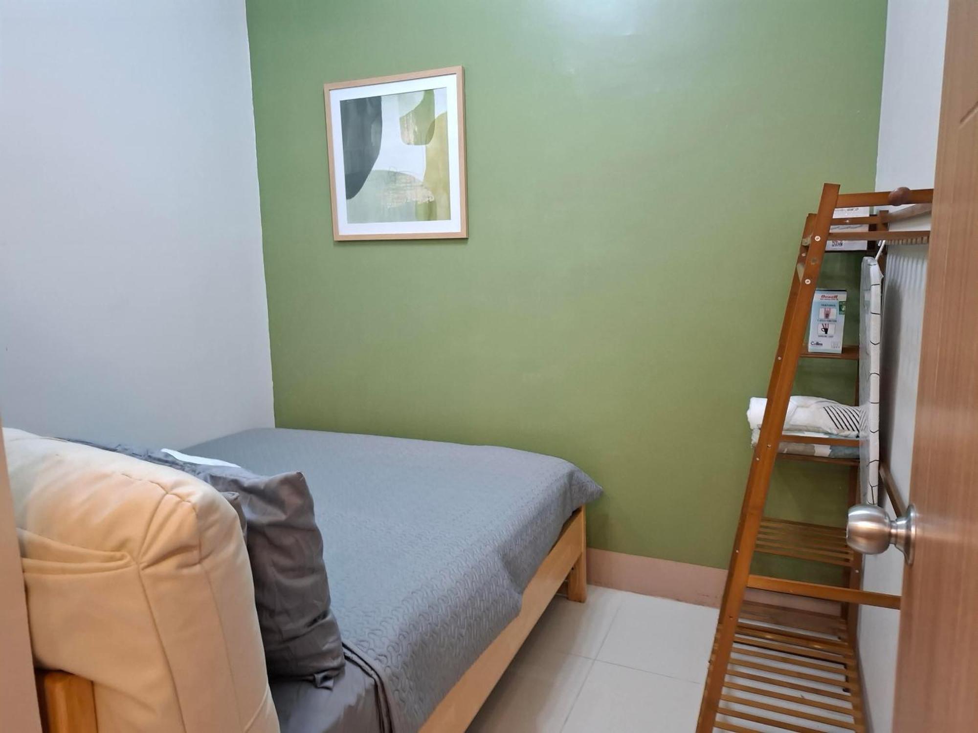 Shore 1 & 3 Residences Moa 1br With Balcony By Darpm Manila
