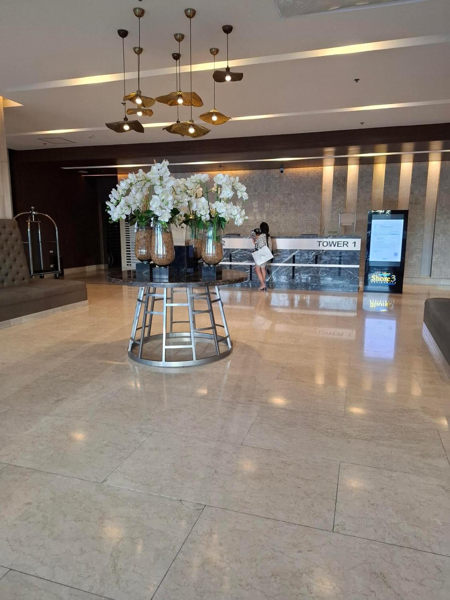 Shore 1 & 3 Residences Moa 1br With Balcony By Darpm Manila
