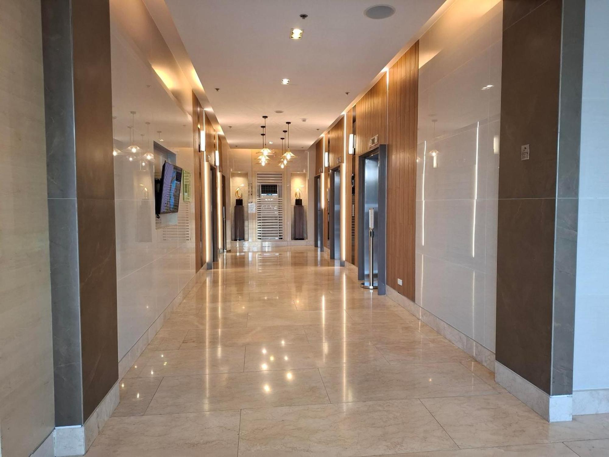 Shore 1 & 3 Residences Moa 1br With Balcony By Darpm Apartamento *